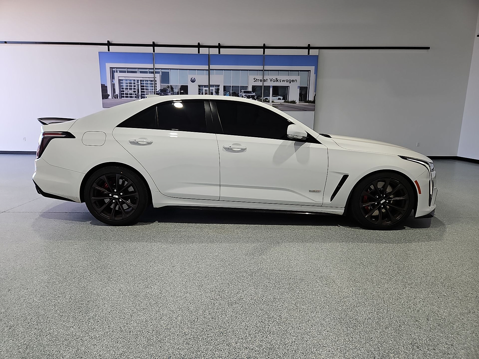 2023 Cadillac CT4-V V-Series Blackwing - 8