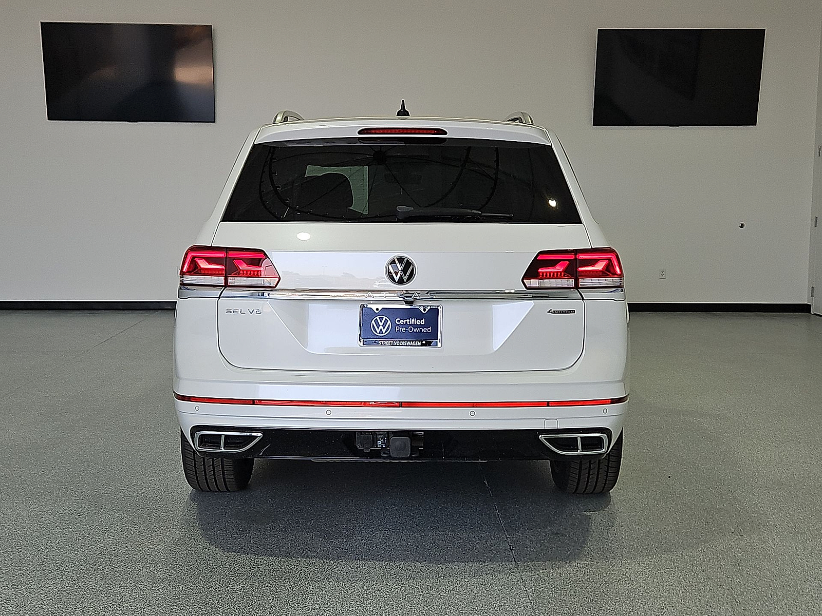 2023 Volkswagen Atlas 3.6L V6 SEL Premium R-Line Opal White at Street VW of Amarillo
