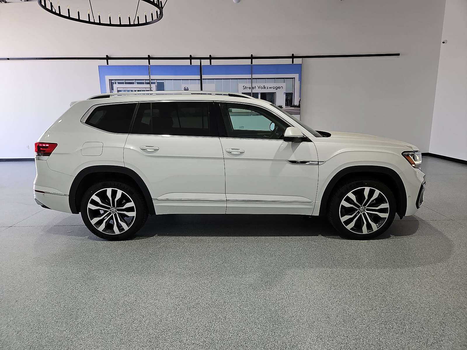 2023 Volkswagen Atlas 3.6L V6 SEL Premium R-Line Opal White at Street VW of Amarillo