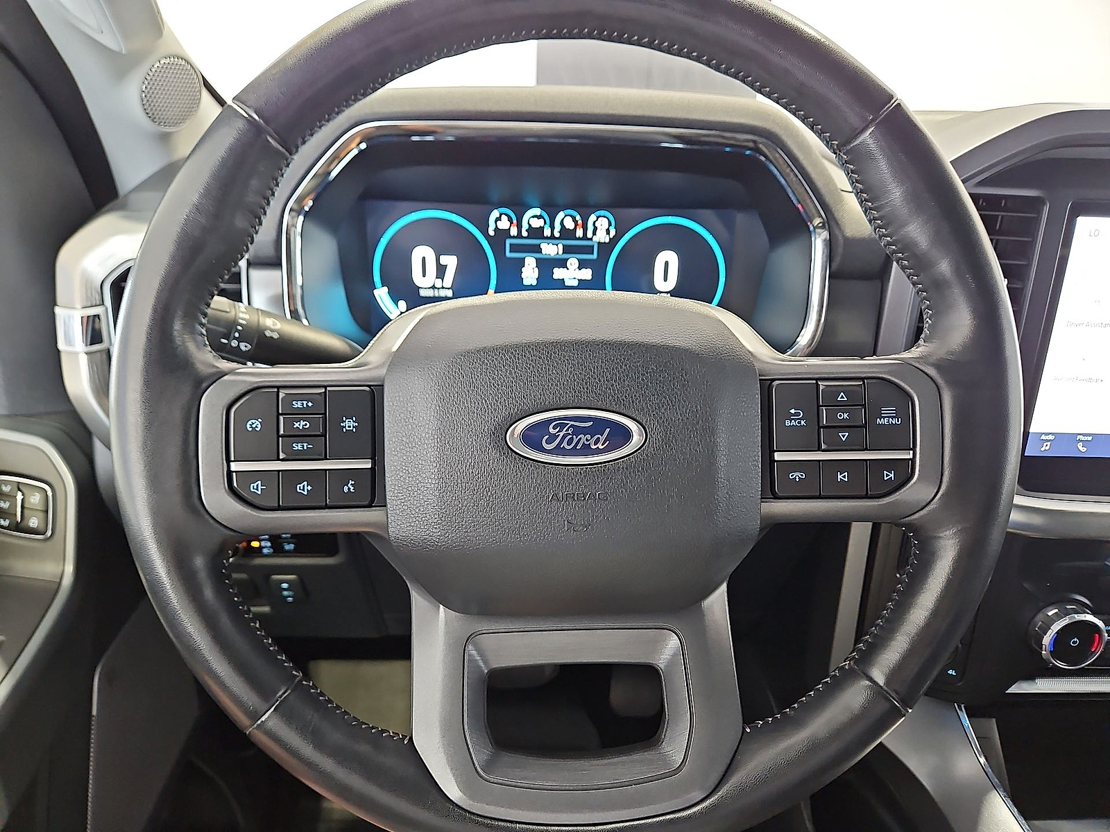 2023 Ford F-150 LARIAT Oxford White at Street VW of Amarillo