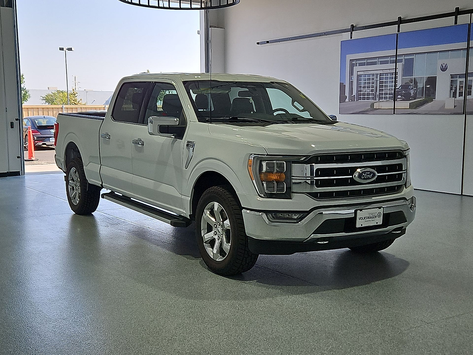 2023 Ford F-150 LARIAT Oxford White at Street VW of Amarillo