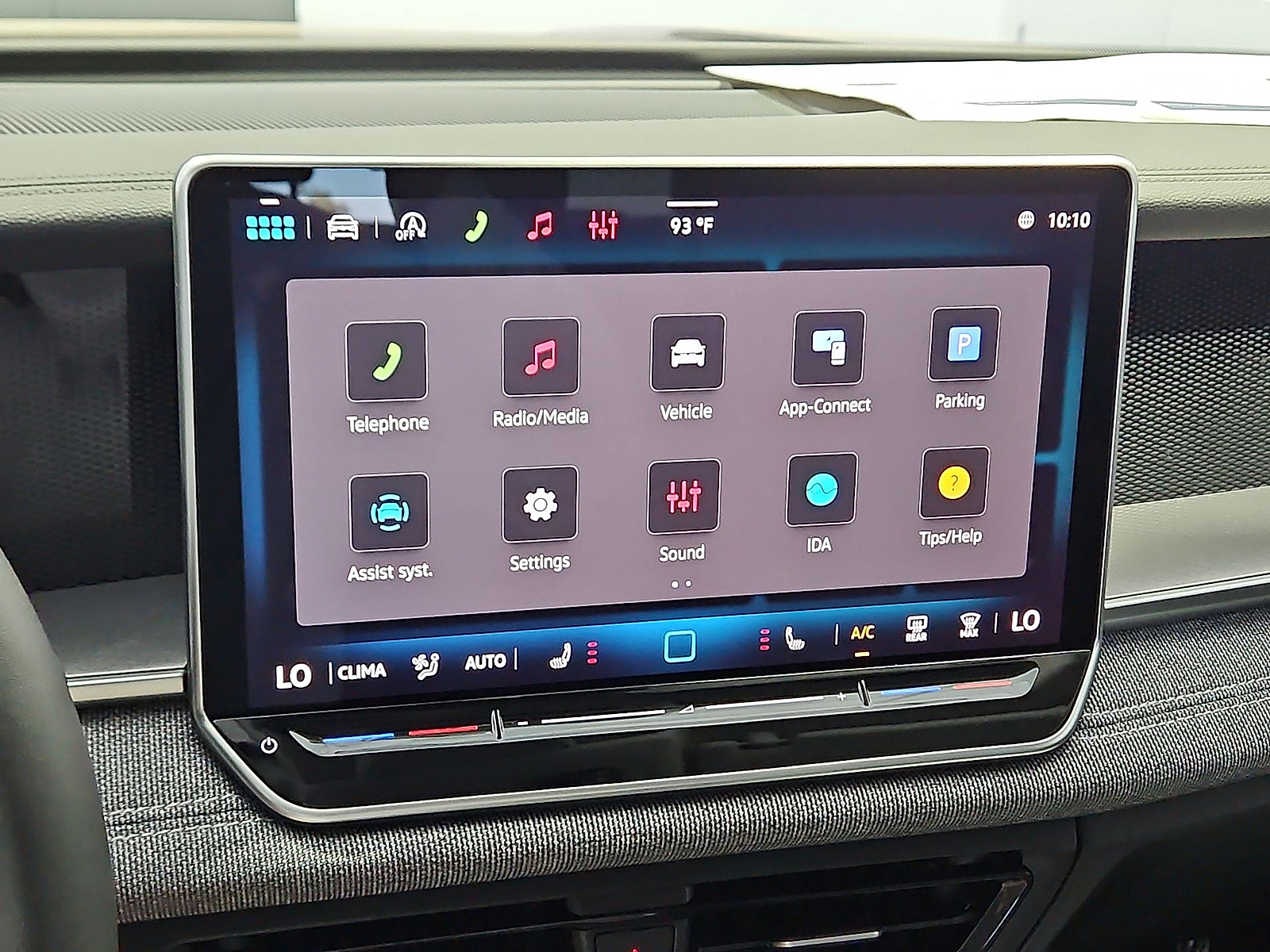 2026 Volkswagen Tiguan photo 19 of 22