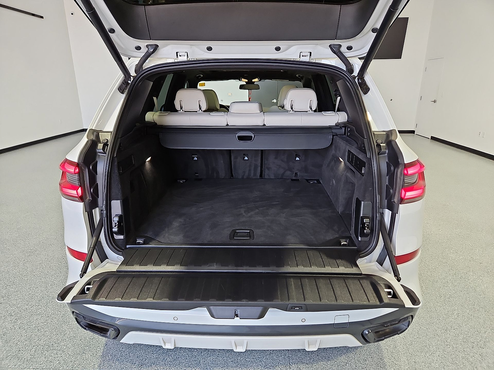 2022 BMW X5 xDrive40i - 11