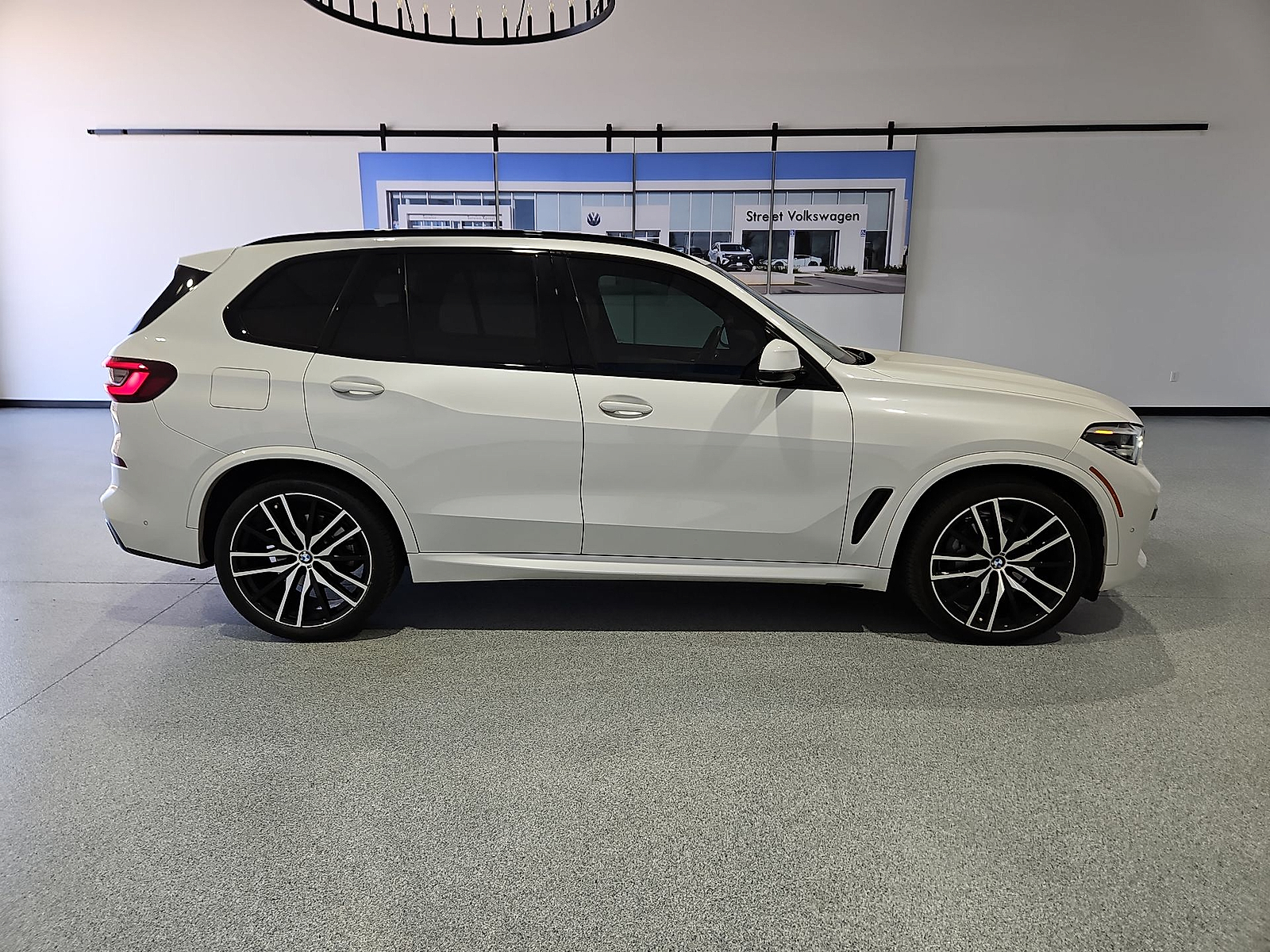 2022 BMW X5 xDrive40i - 8