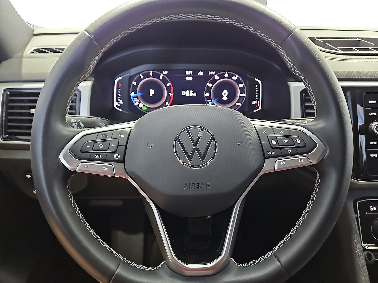 2022 Volkswagen Atlas Cross Sport 3.6L V6 SE w/Technology Pure White at Street VW of Amarillo