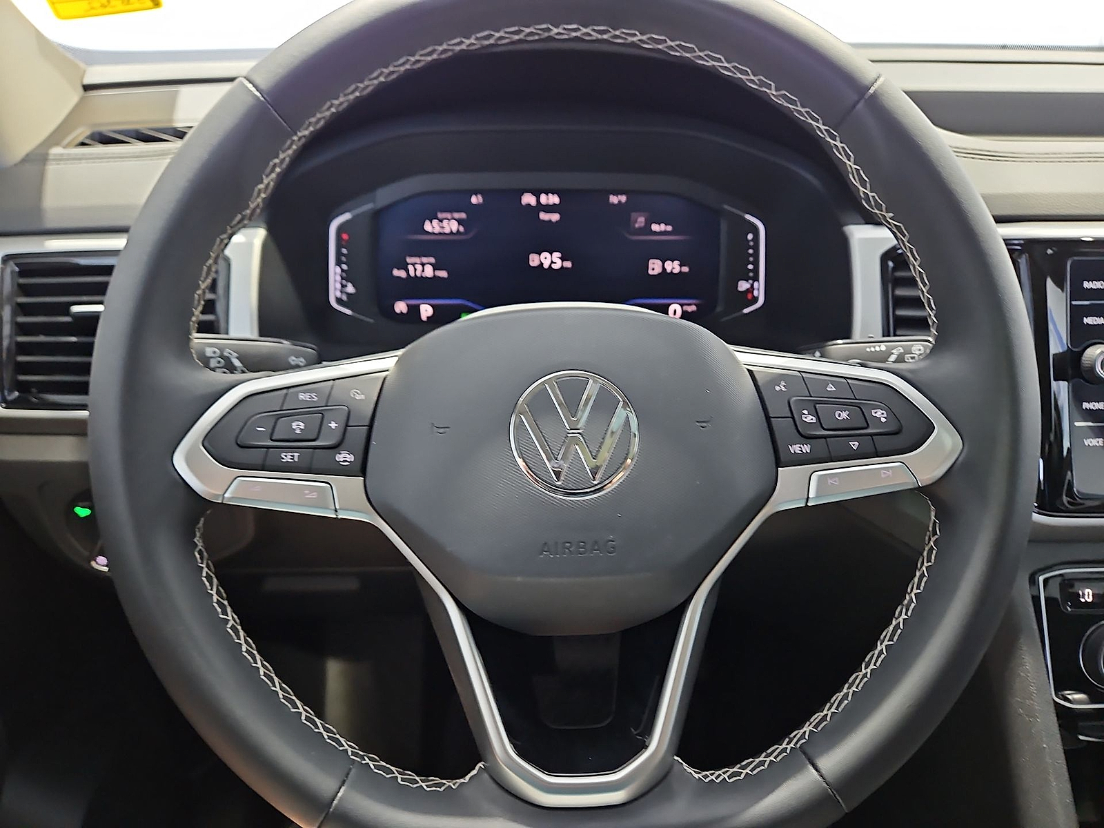 2023 Volkswagen Atlas 3.6L V6 SE w/Technology Deep Black at Street VW of Amarillo