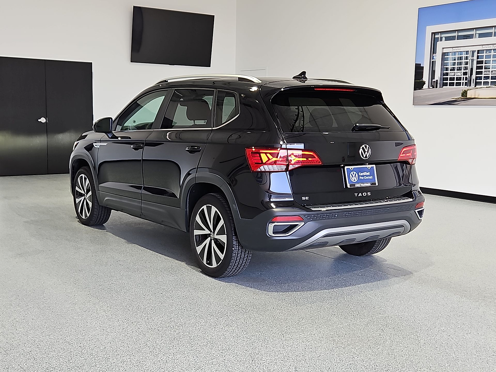2023 Volkswagen Taos 1.5T SE Deep Black at Street VW of Amarillo