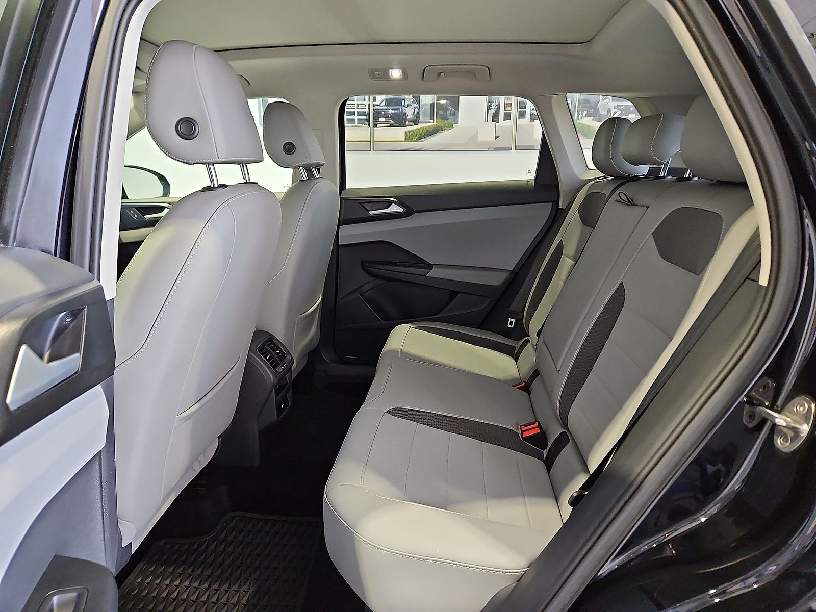 2023 Volkswagen Taos 1.5T SE Deep Black at Street VW of Amarillo