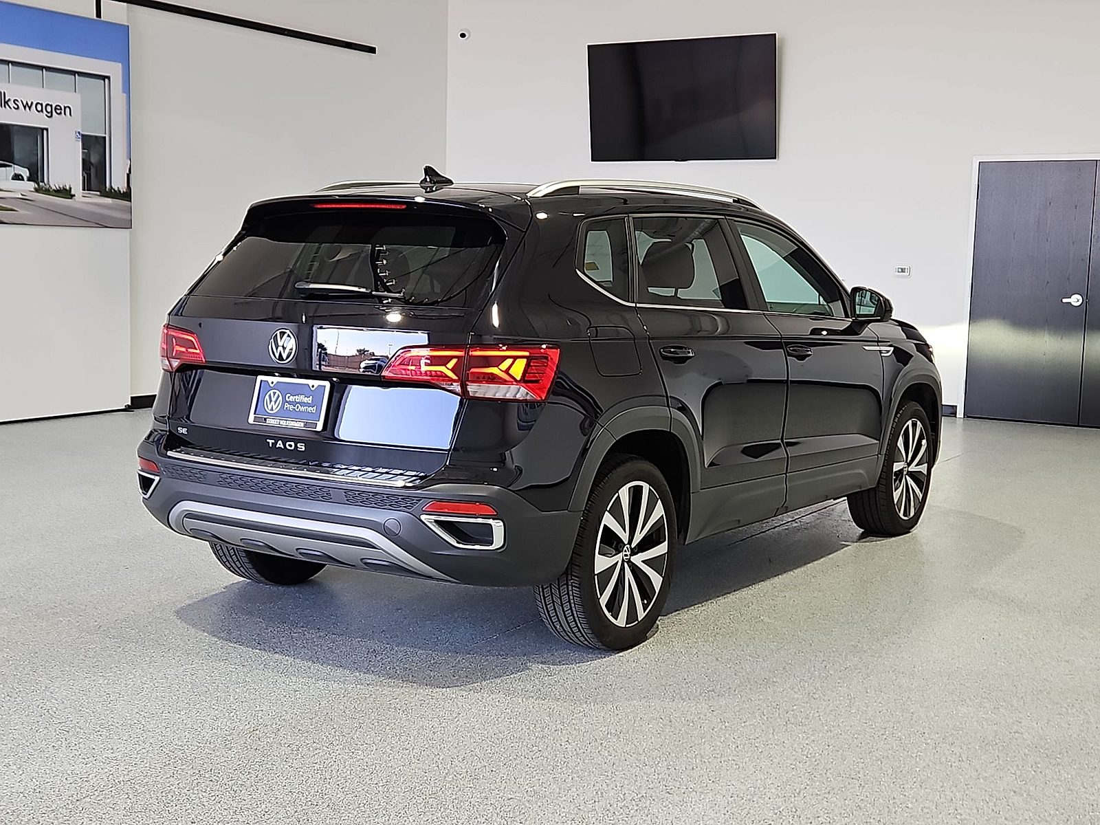 2023 Volkswagen Taos 1.5T SE Deep Black at Street VW of Amarillo