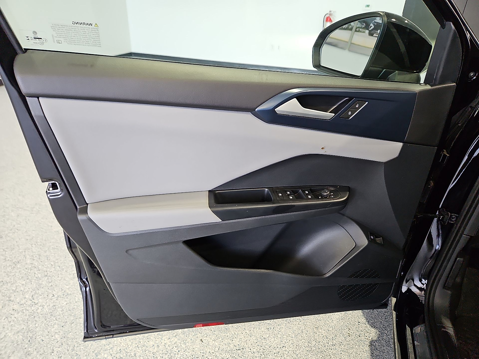 2023 Volkswagen Taos 1.5T SE Deep Black at Street VW of Amarillo