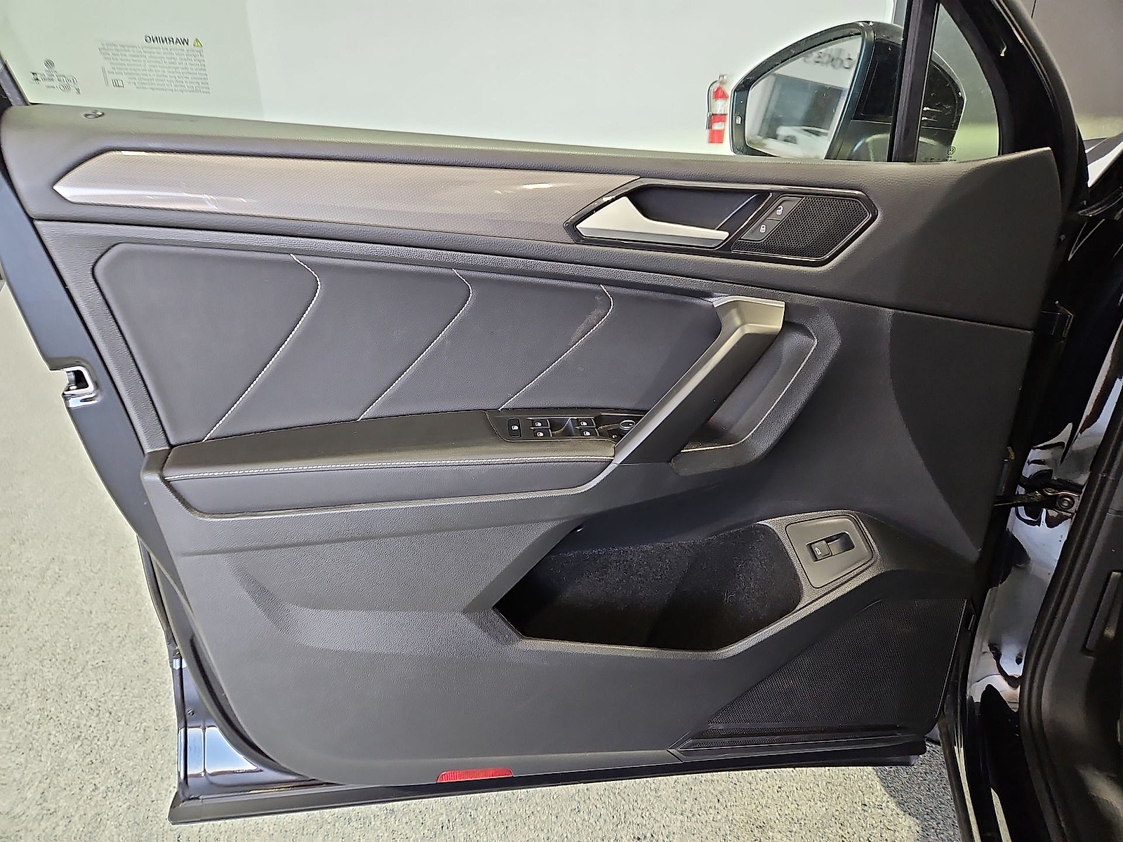 2024 Volkswagen Tiguan 2.0T SE Deep Black Pearl at Street VW of Amarillo