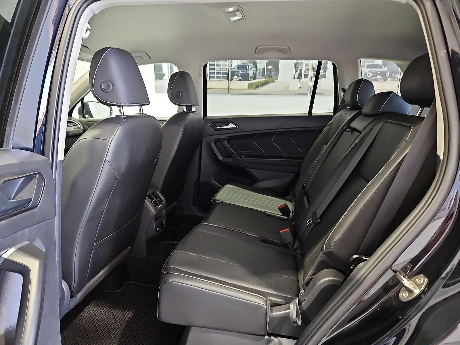 2024 Volkswagen Tiguan 2.0T SE Deep Black Pearl at Street VW of Amarillo