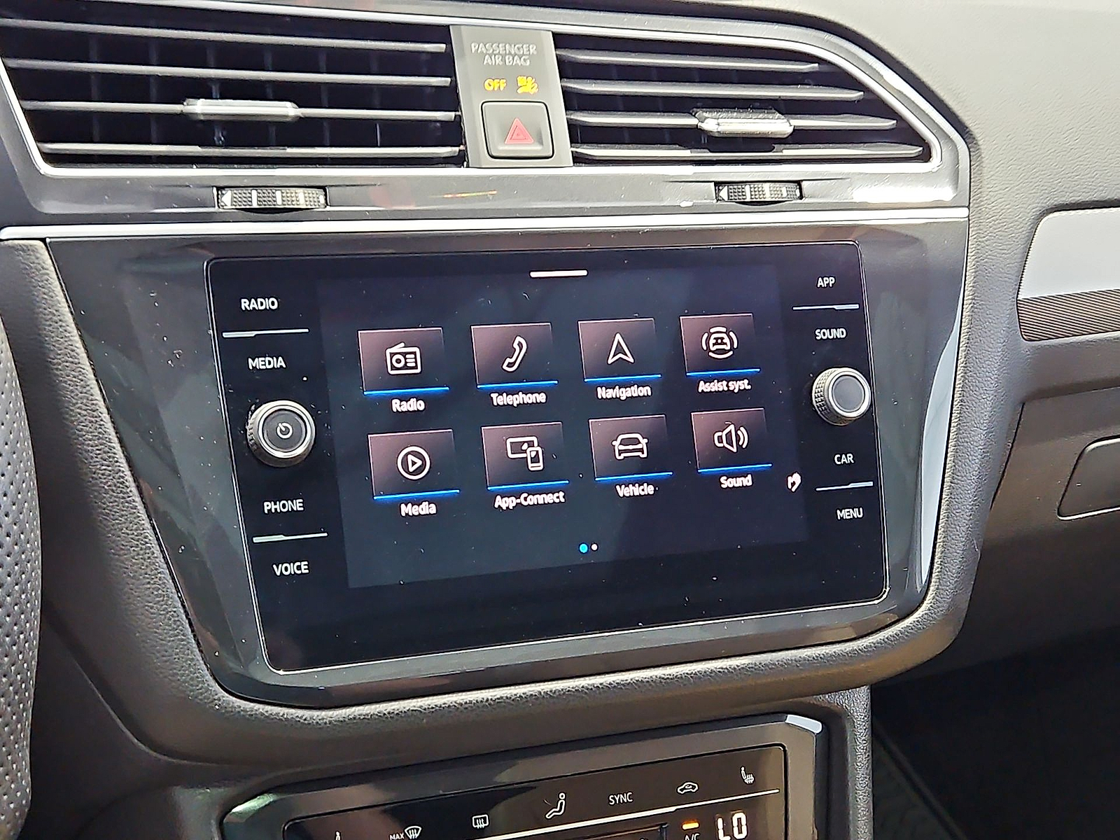2024 Volkswagen Tiguan 2.0T SE R-Line Black Opal White at Street VW of Amarillo