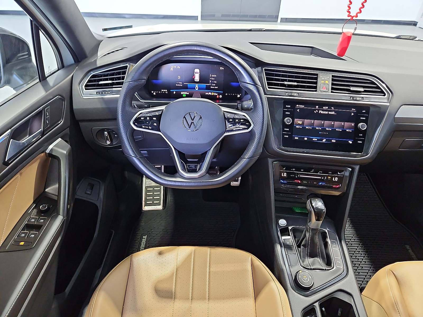 2024 Volkswagen Tiguan 2.0T SE R-Line Black Opal White at Street VW of Amarillo