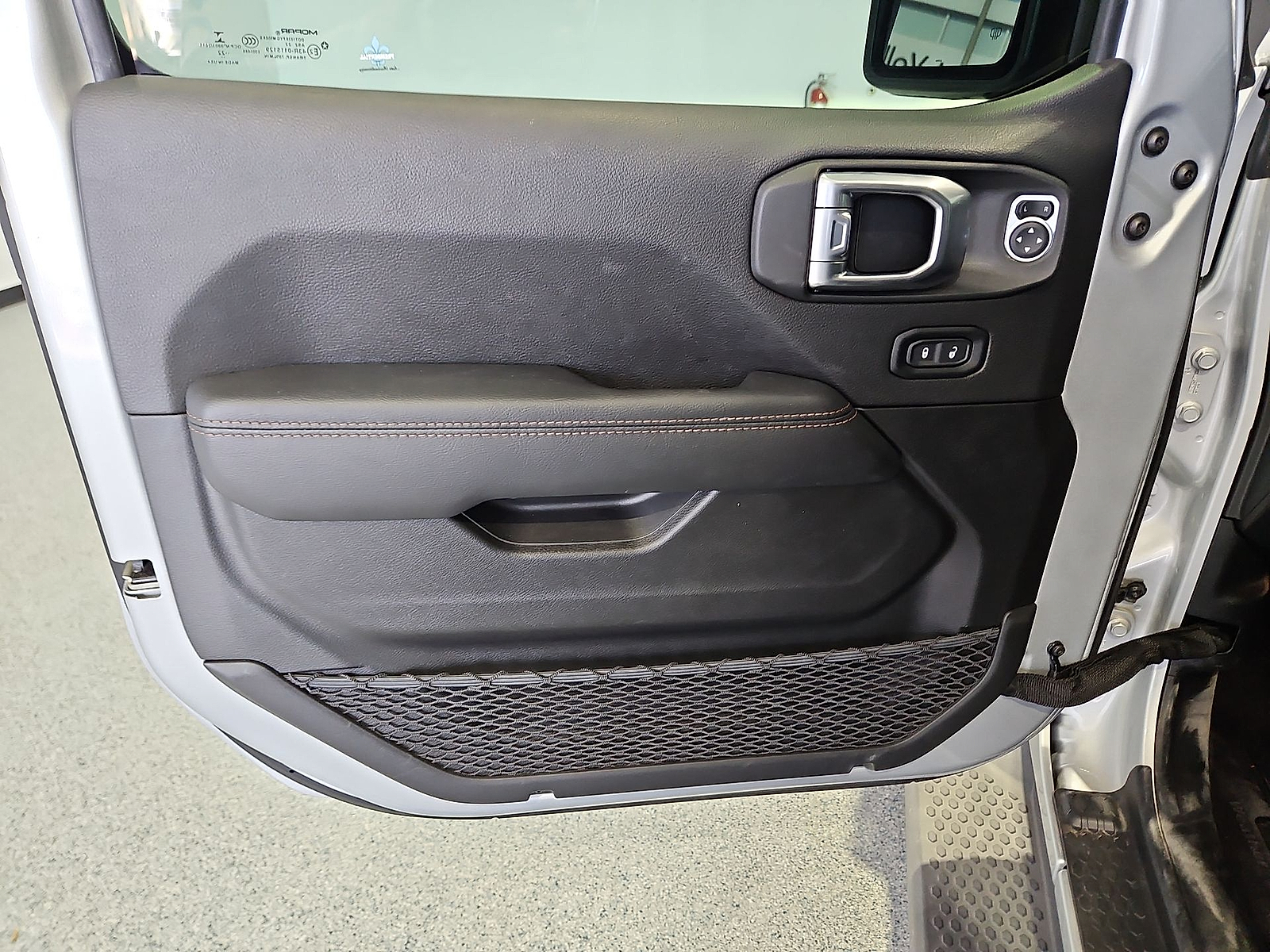 2022 Jeep Wrangler Unlimited photo 15 of 22