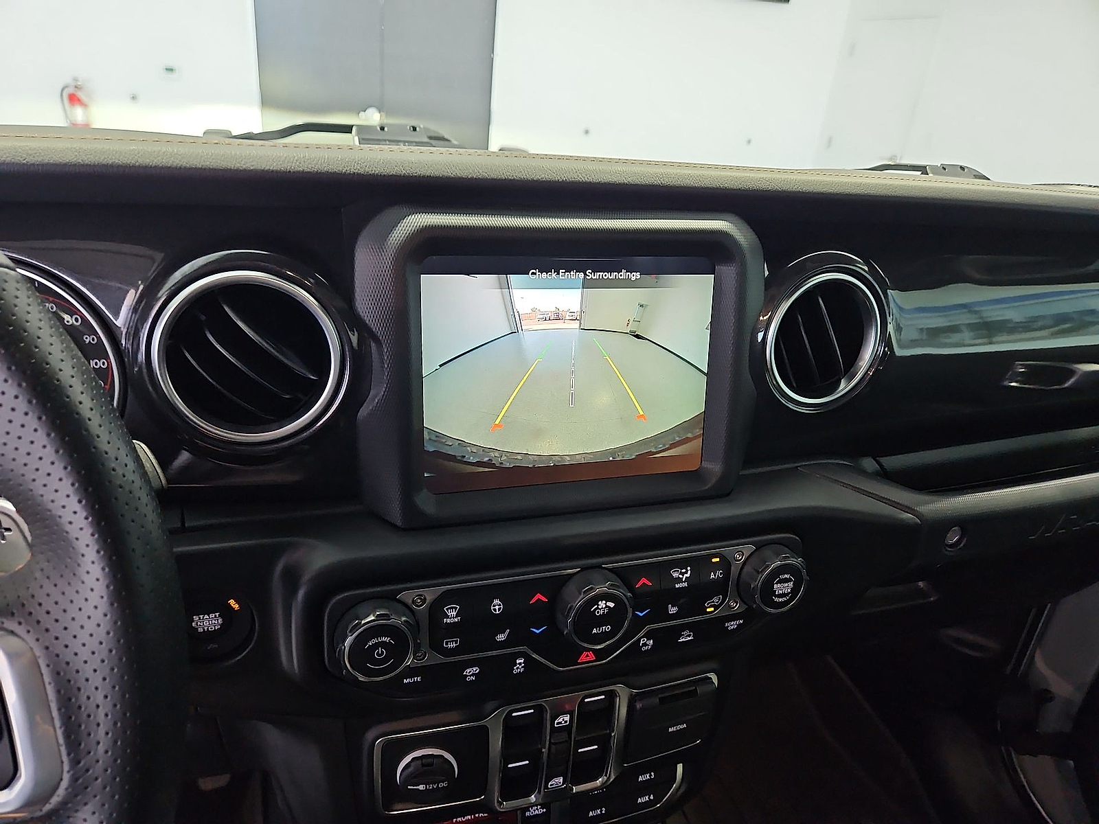 2022 Jeep Wrangler Unlimited photo 18 of 22
