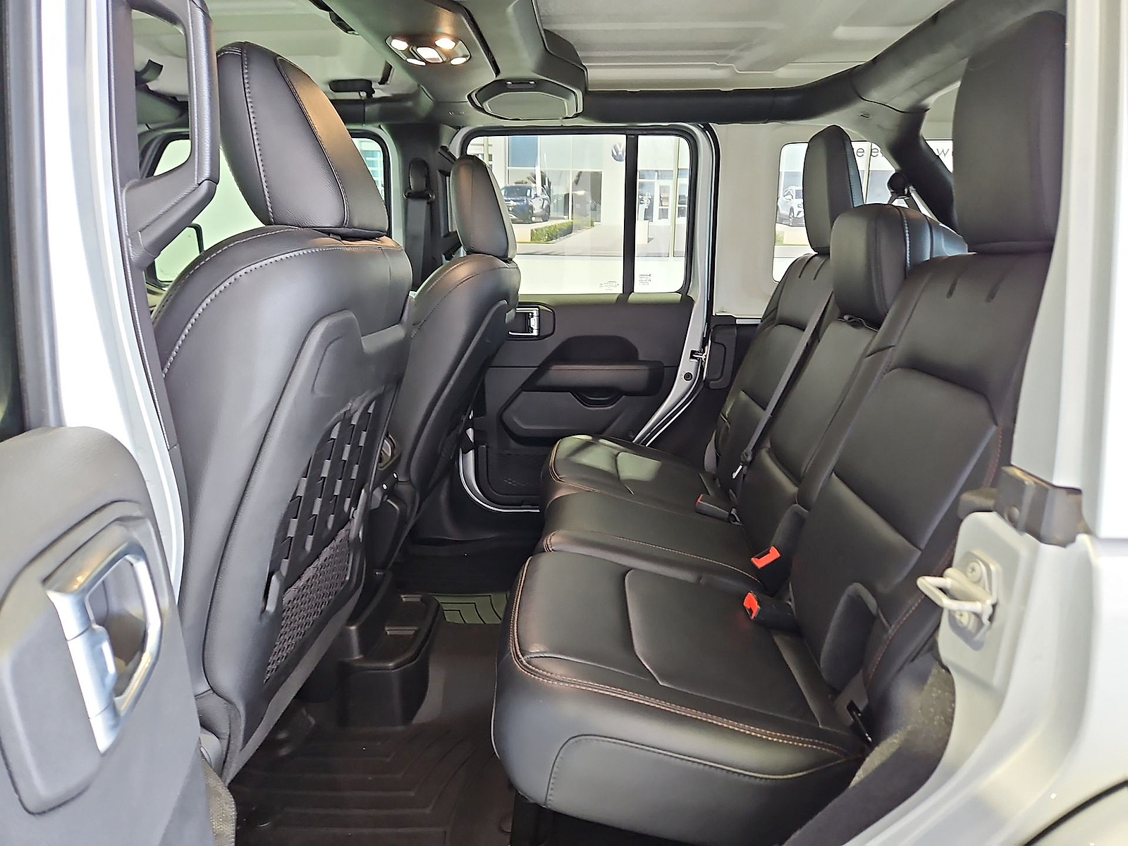 2022 Jeep Wrangler Unlimited photo 13 of 22