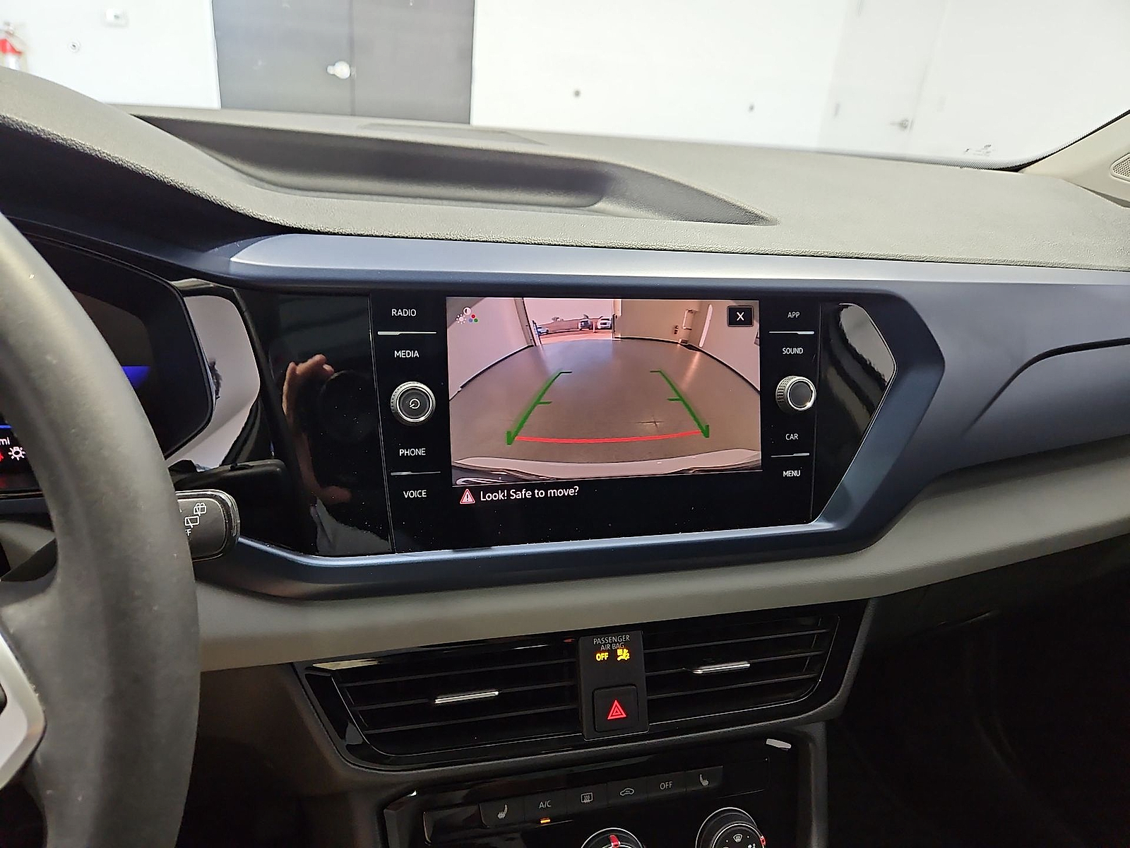 2023 Volkswagen Taos 1.5T SE Pure White at Street VW of Amarillo