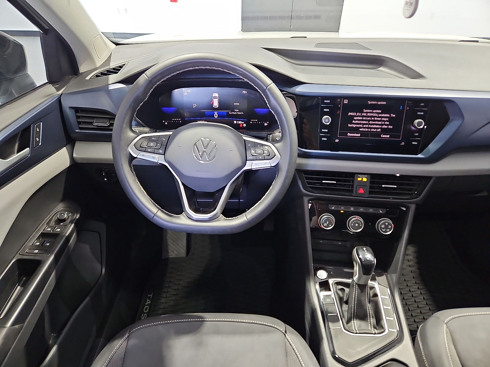 2023 Volkswagen Taos 1.5T SE Pure White at Street VW of Amarillo