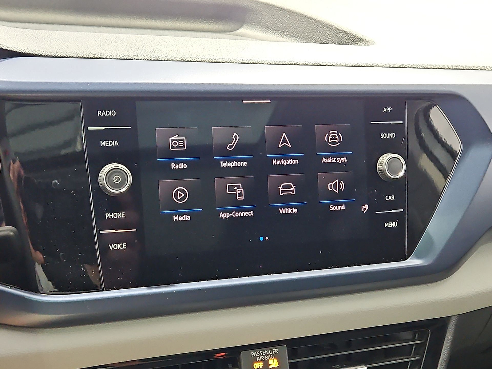2023 Volkswagen Taos 1.5T SE Pure White at Street VW of Amarillo