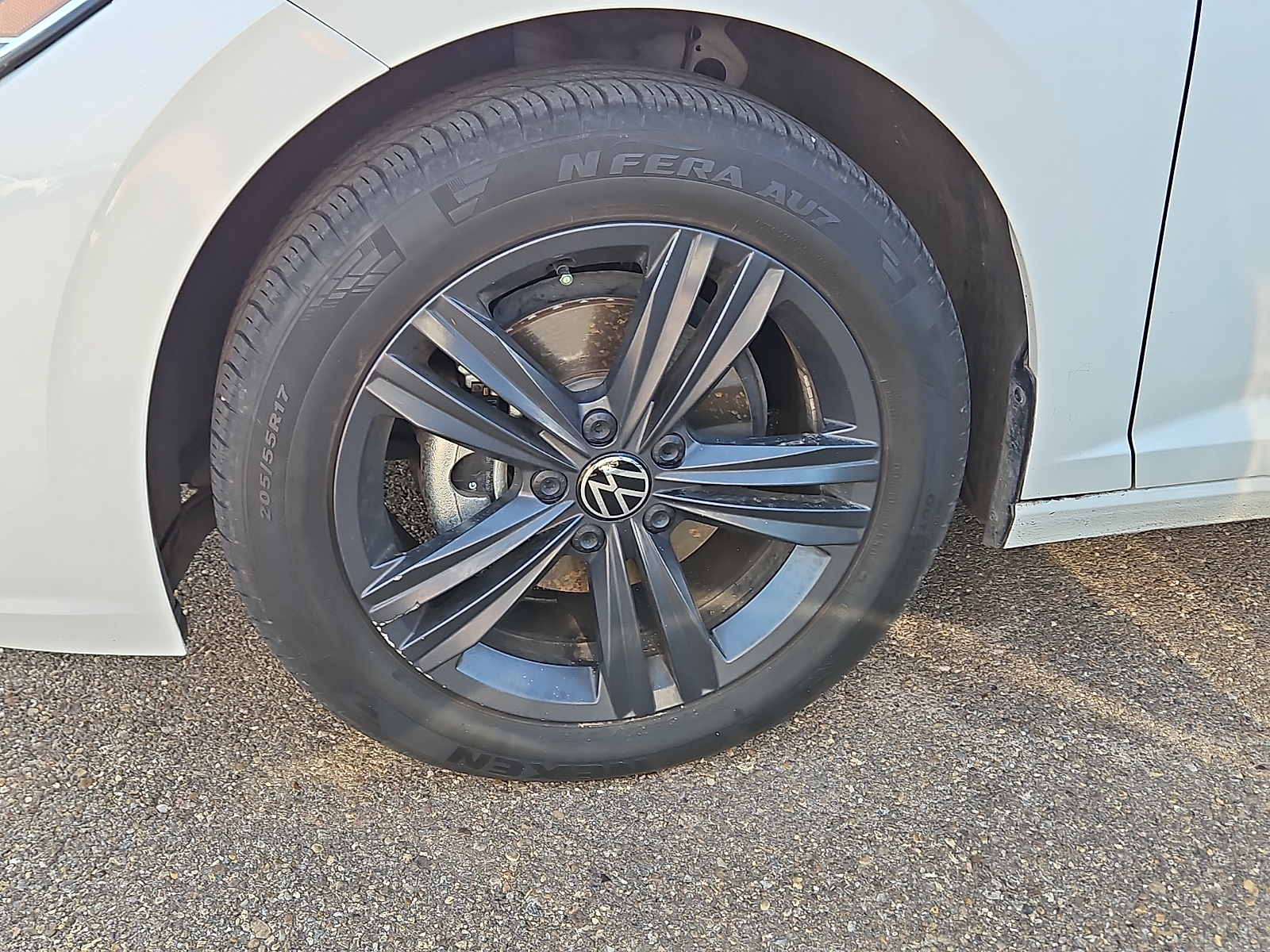 2024 Volkswagen Jetta 1.5T SE Opal White at Bobby Duby Motors