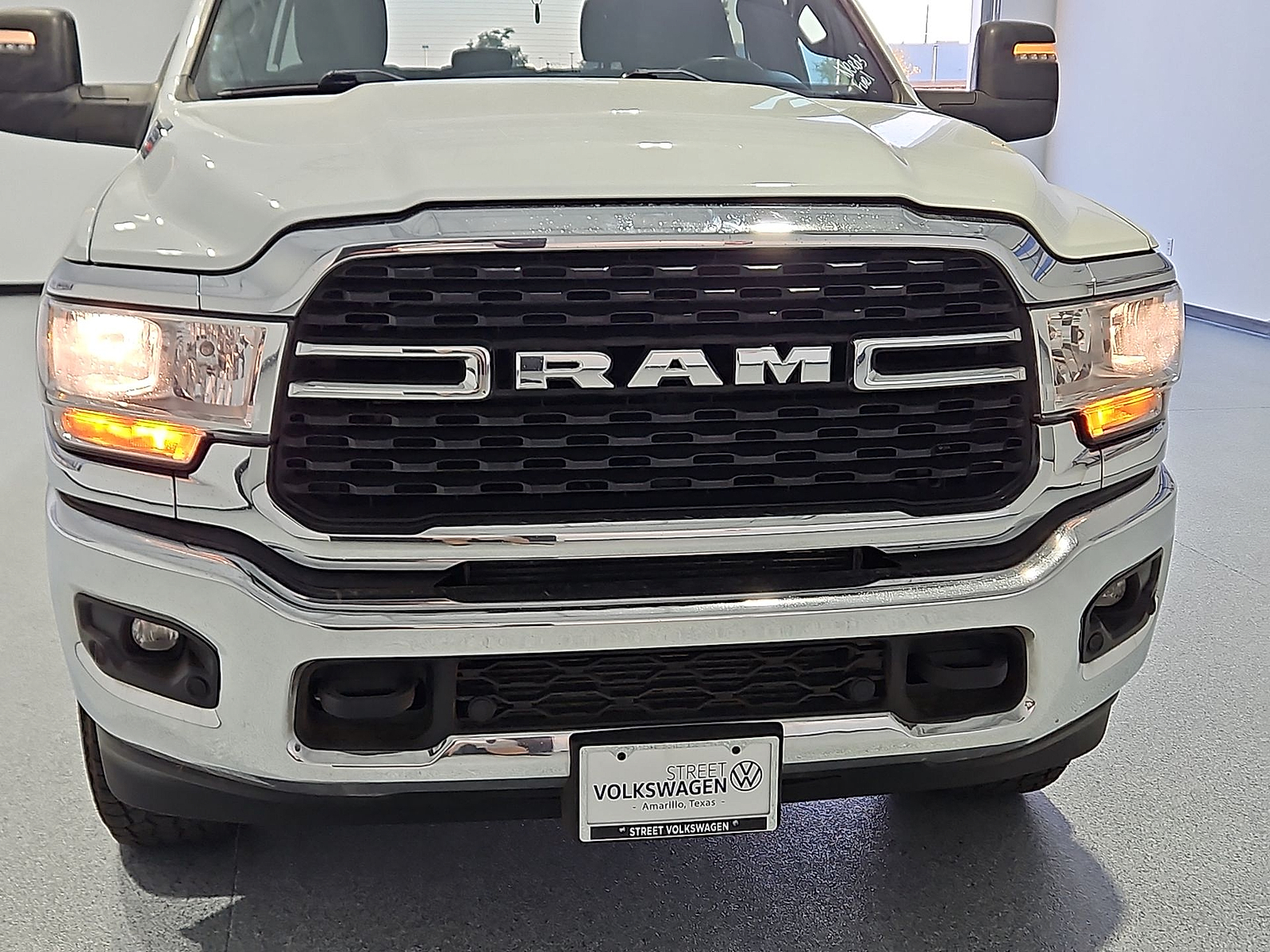 2024 Ram 2500 Big Horn Crew Cab 4x4 6'4" Box - 9