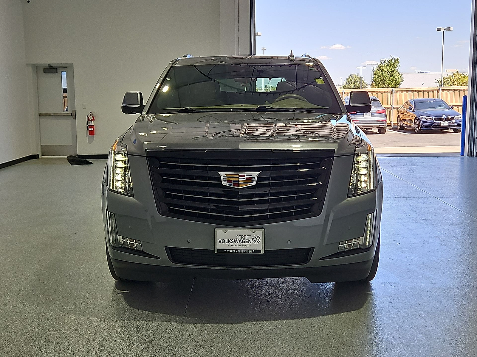 2020 Cadillac Escalade 4WD Platinum - 2