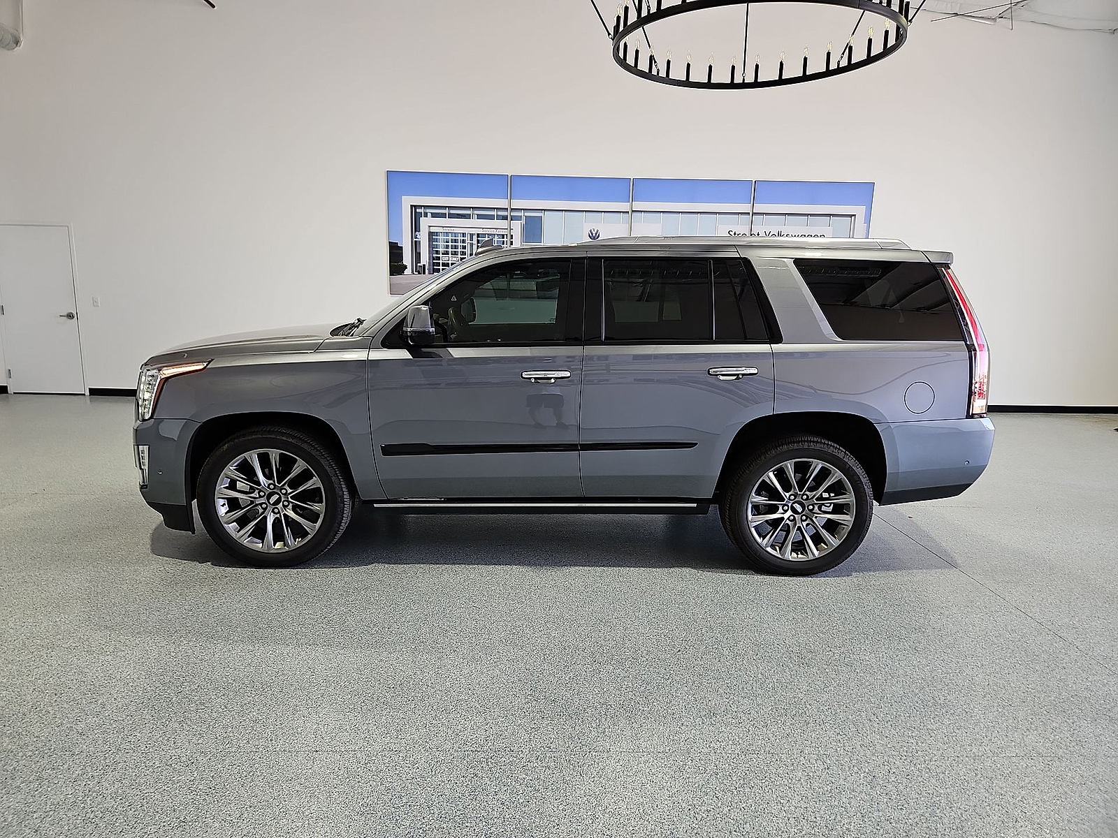 2020 Cadillac Escalade 4WD Platinum - 4