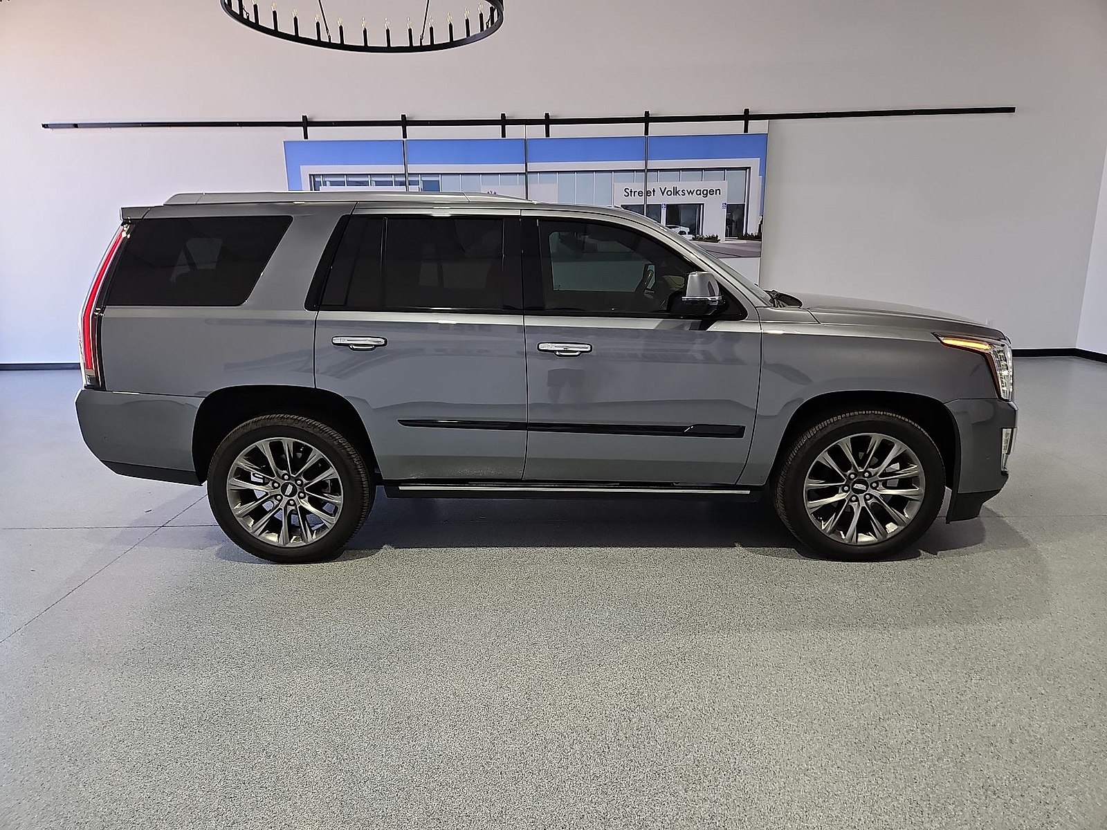 2020 Cadillac Escalade 4WD Platinum - 8