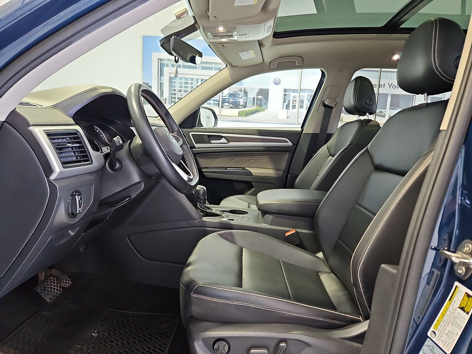 2021 Volkswagen Atlas 3.6L V6 SE w/Technology Blue Metallic at Street VW of Amarillo