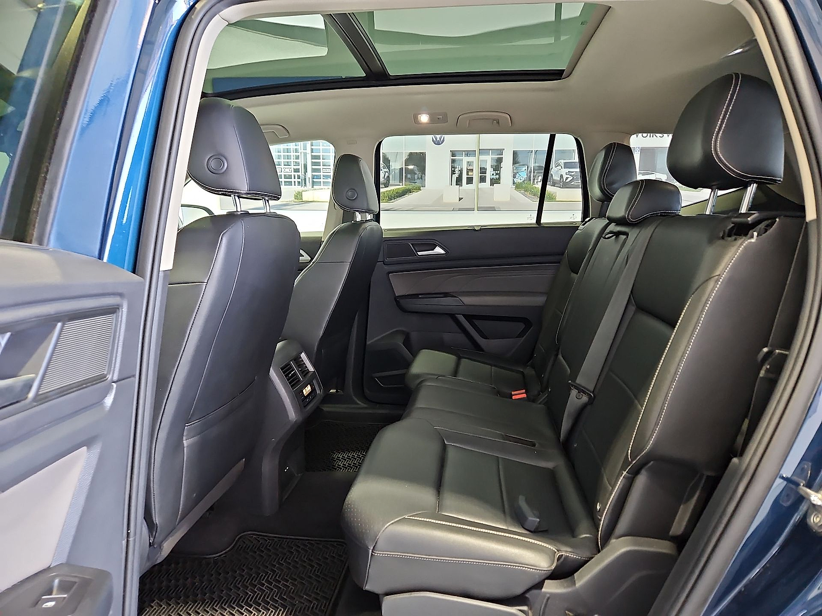 2021 Volkswagen Atlas 3.6L V6 SE w/Technology Blue Metallic at Street VW of Amarillo