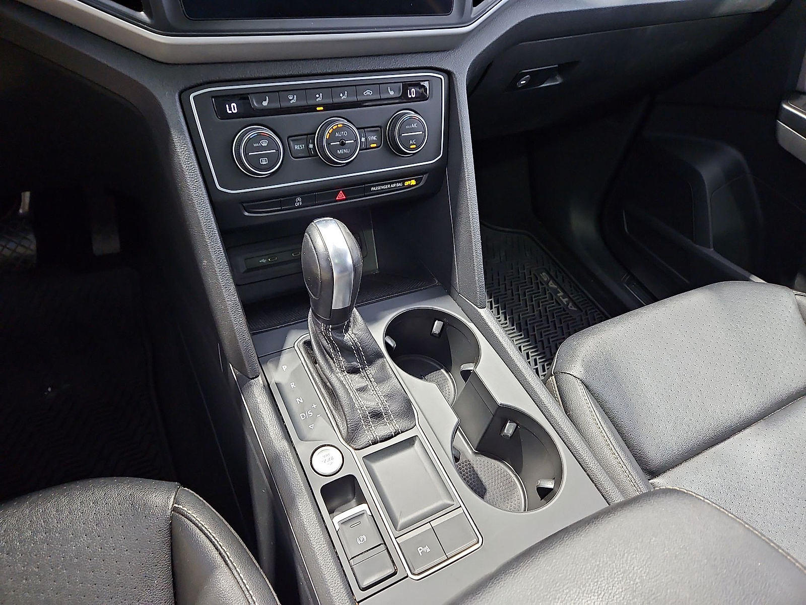 2021 Volkswagen Atlas 3.6L V6 SE w/Technology Blue Metallic at Street VW of Amarillo