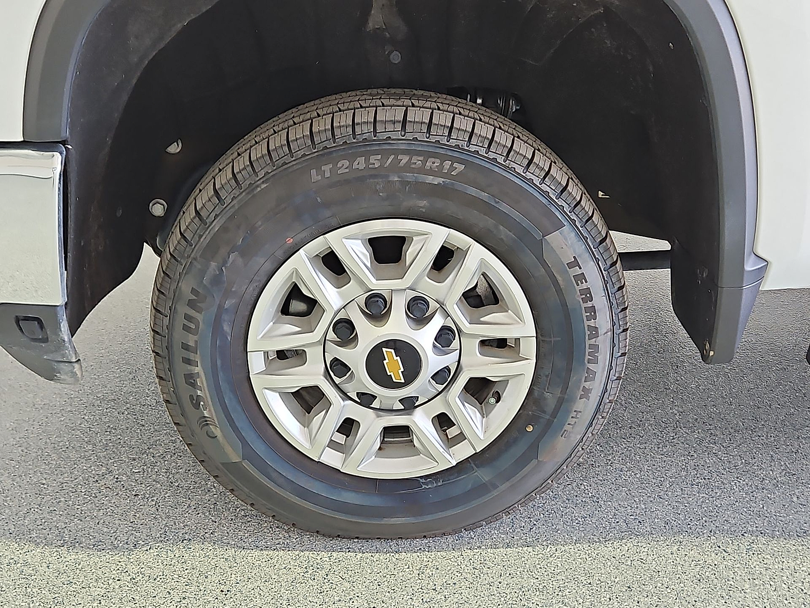 2025 Chevrolet Silverado 2500HD photo 11 of 22
