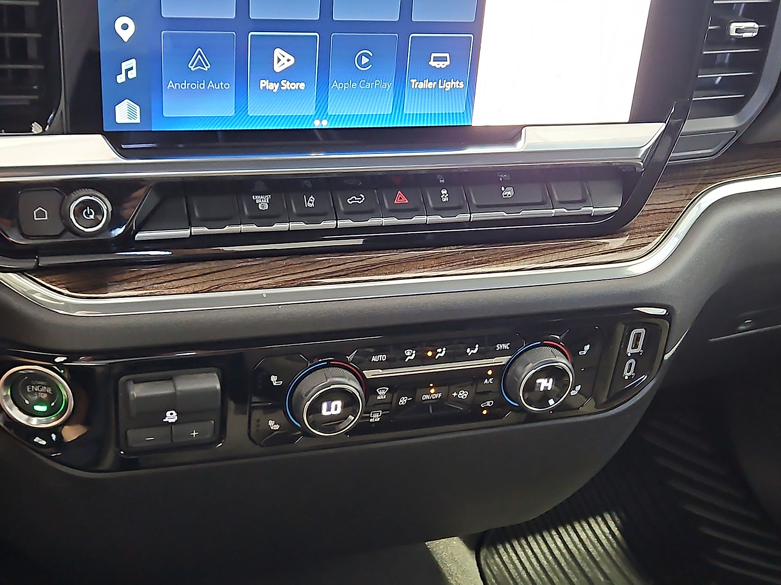 2025 Chevrolet Silverado 2500HD photo 22 of 22