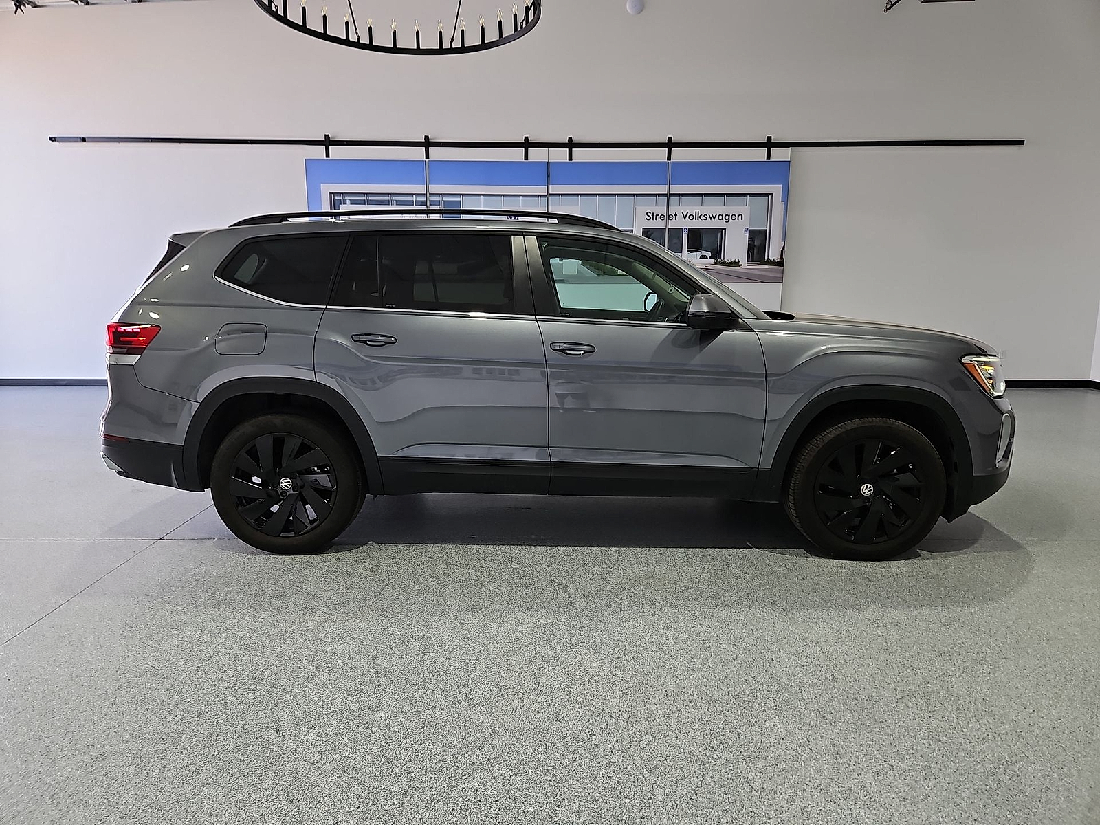 2024 Volkswagen Atlas 2.0T SE w/Technology Platinum Gray Metallic at Street VW of Amarillo