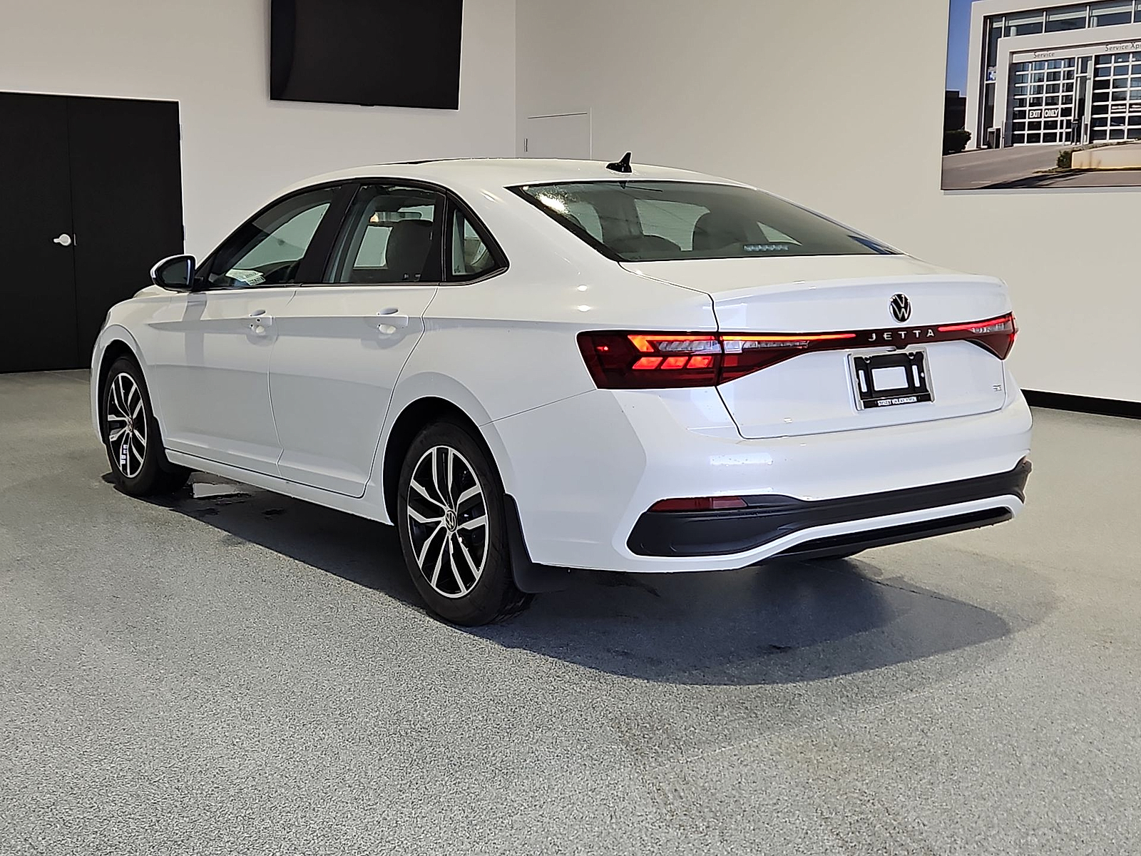 2027 Volkswagen Jetta photo 6 of 22
