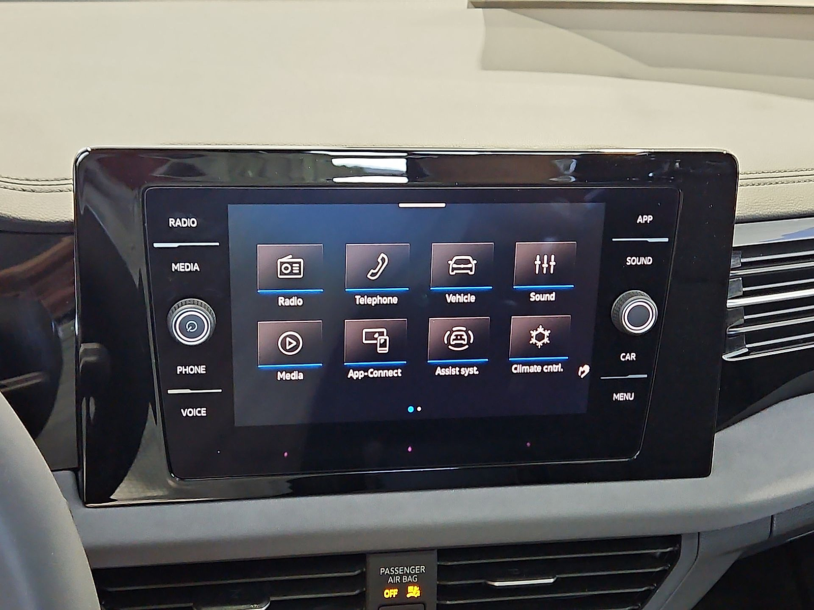 2027 Volkswagen Jetta photo 19 of 22