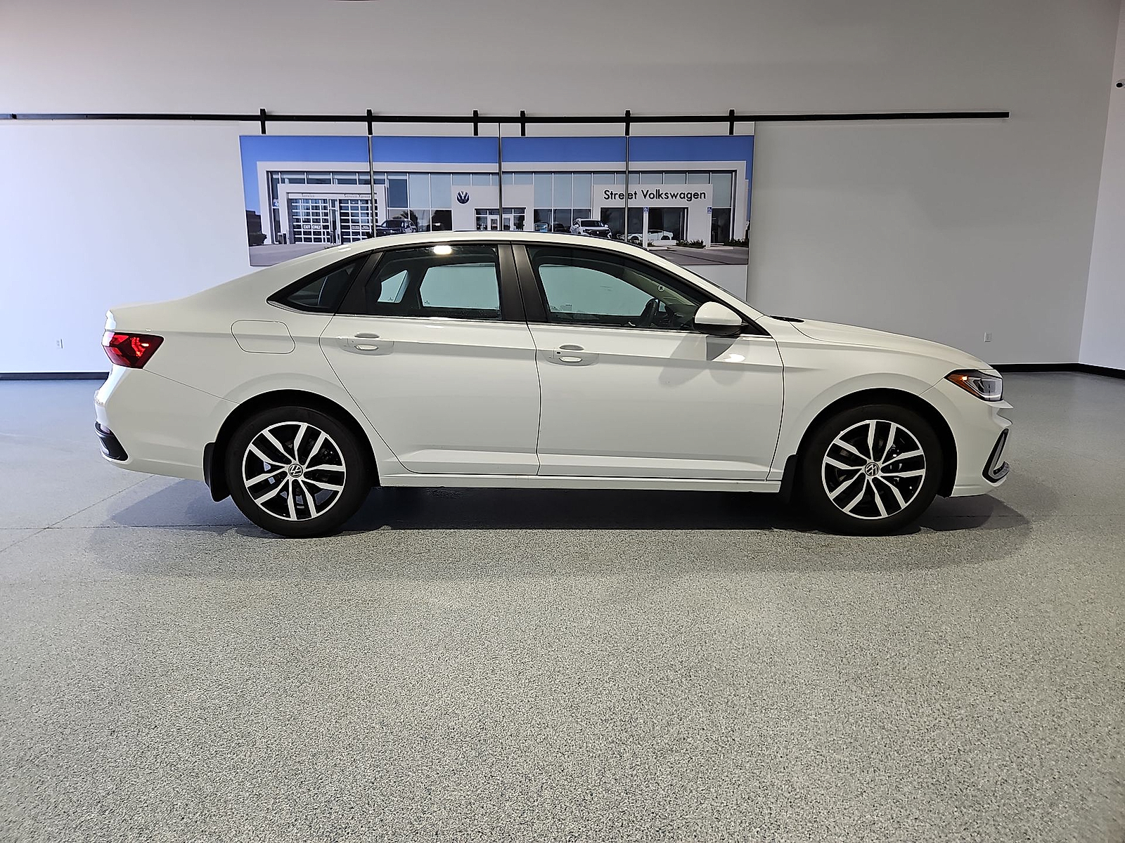 2027 Volkswagen Jetta photo 9 of 22