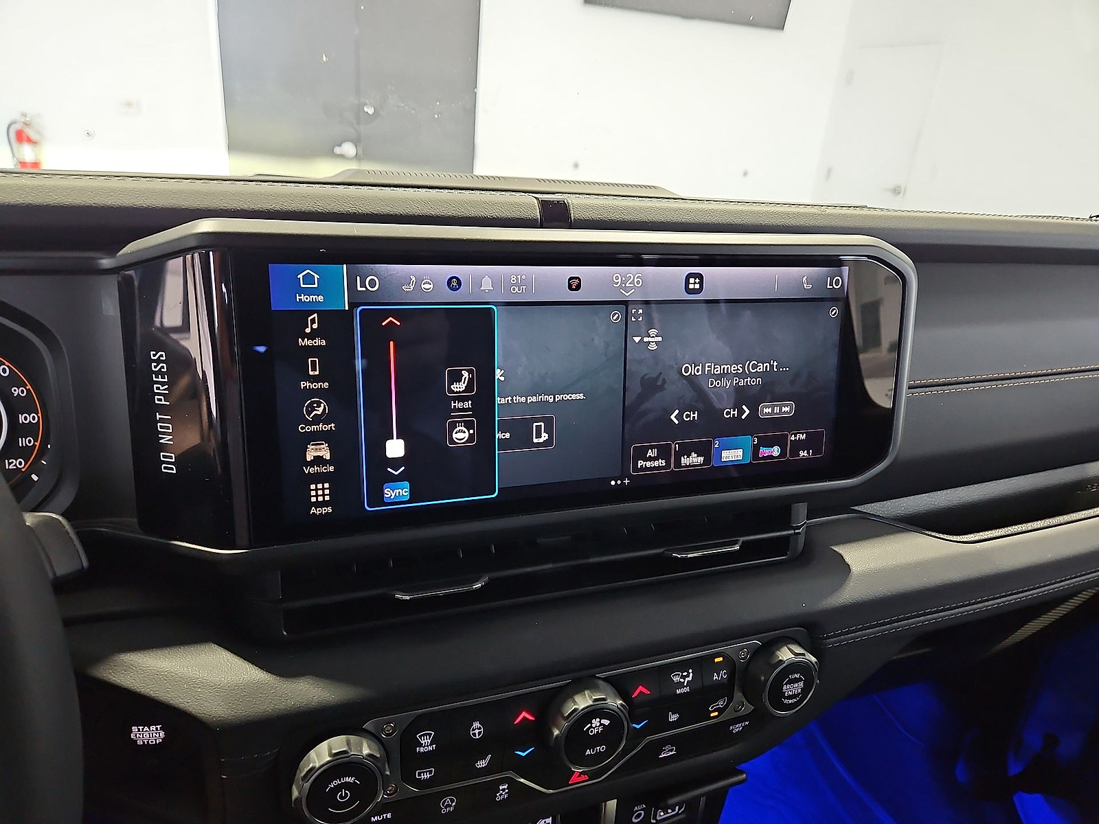 2024 Jeep Gladiator photo 19 of 22