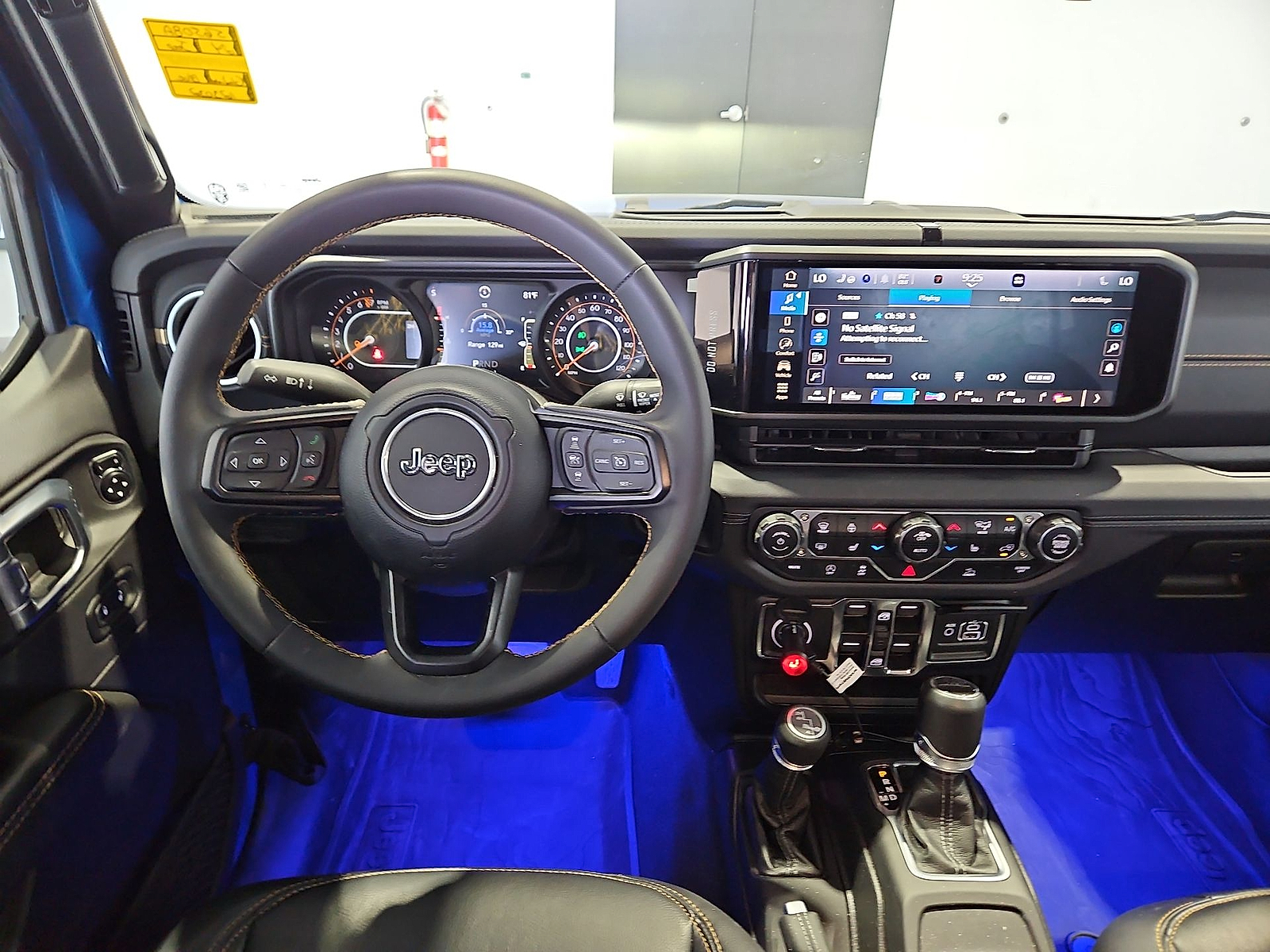 2024 Jeep Gladiator photo 14 of 22