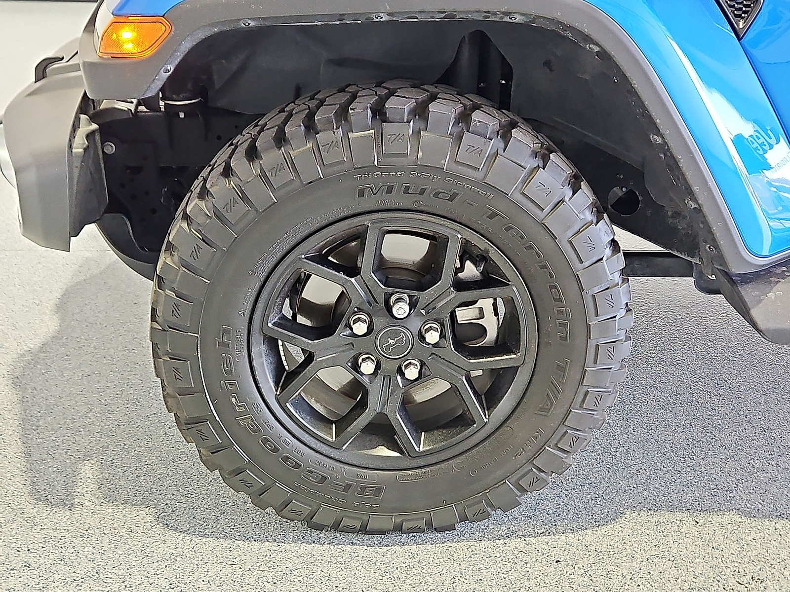 2024 Jeep Gladiator photo 11 of 22