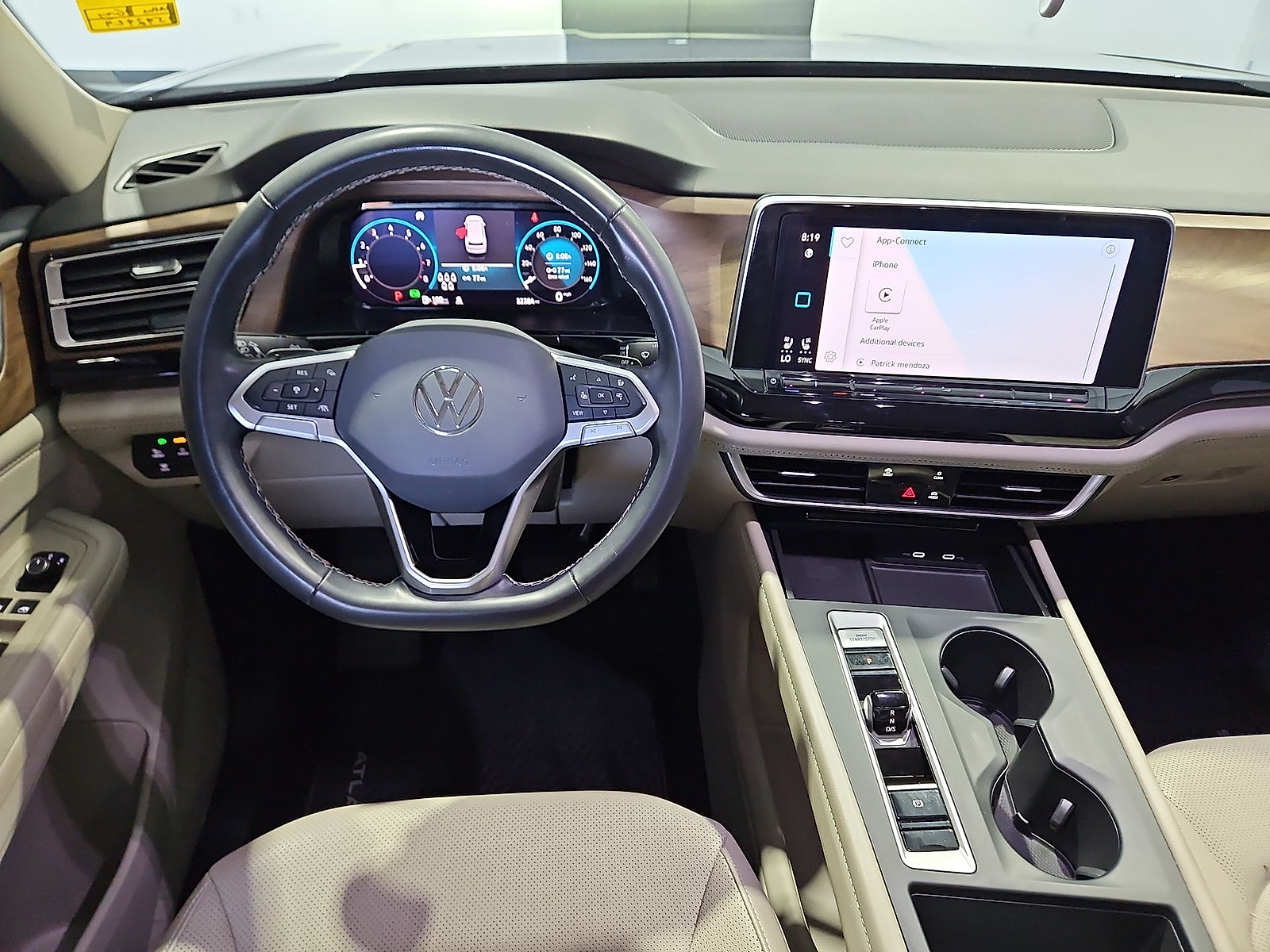 2024 Volkswagen Atlas 2.0T SE Platinum Gray Metallic at Bobby Duby Motors