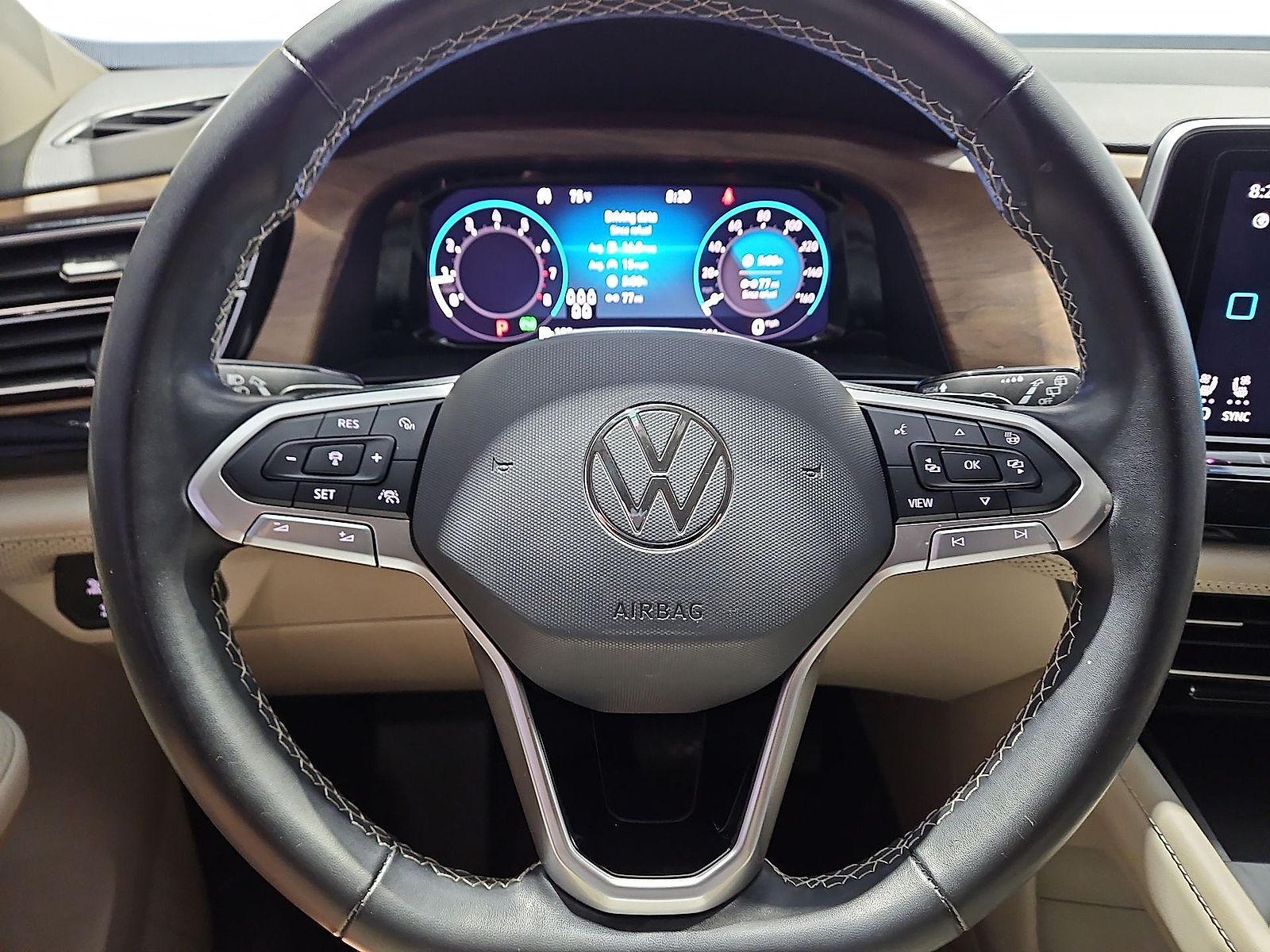 2024 Volkswagen Atlas 2.0T SE Platinum Gray Metallic at Bobby Duby Motors