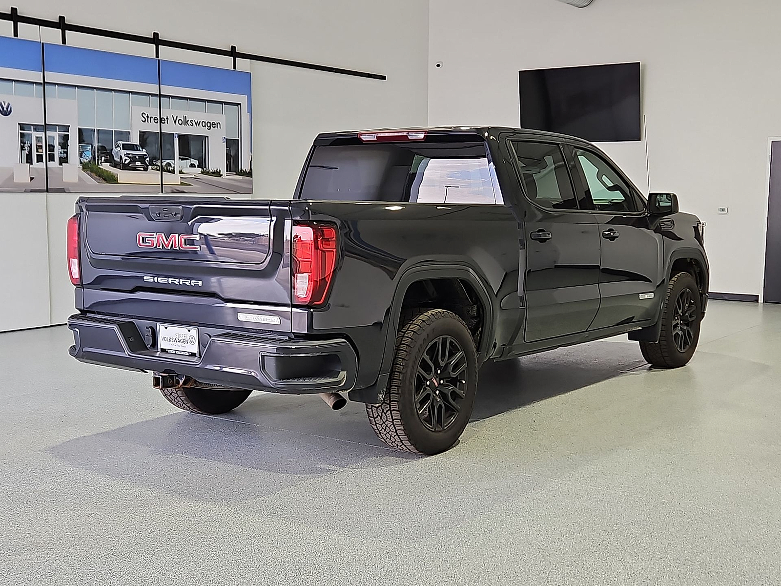 2022 GMC Sierra 1500 4WD Crew Cab Short Box Elevation Titanium at Street VW of Amarillo