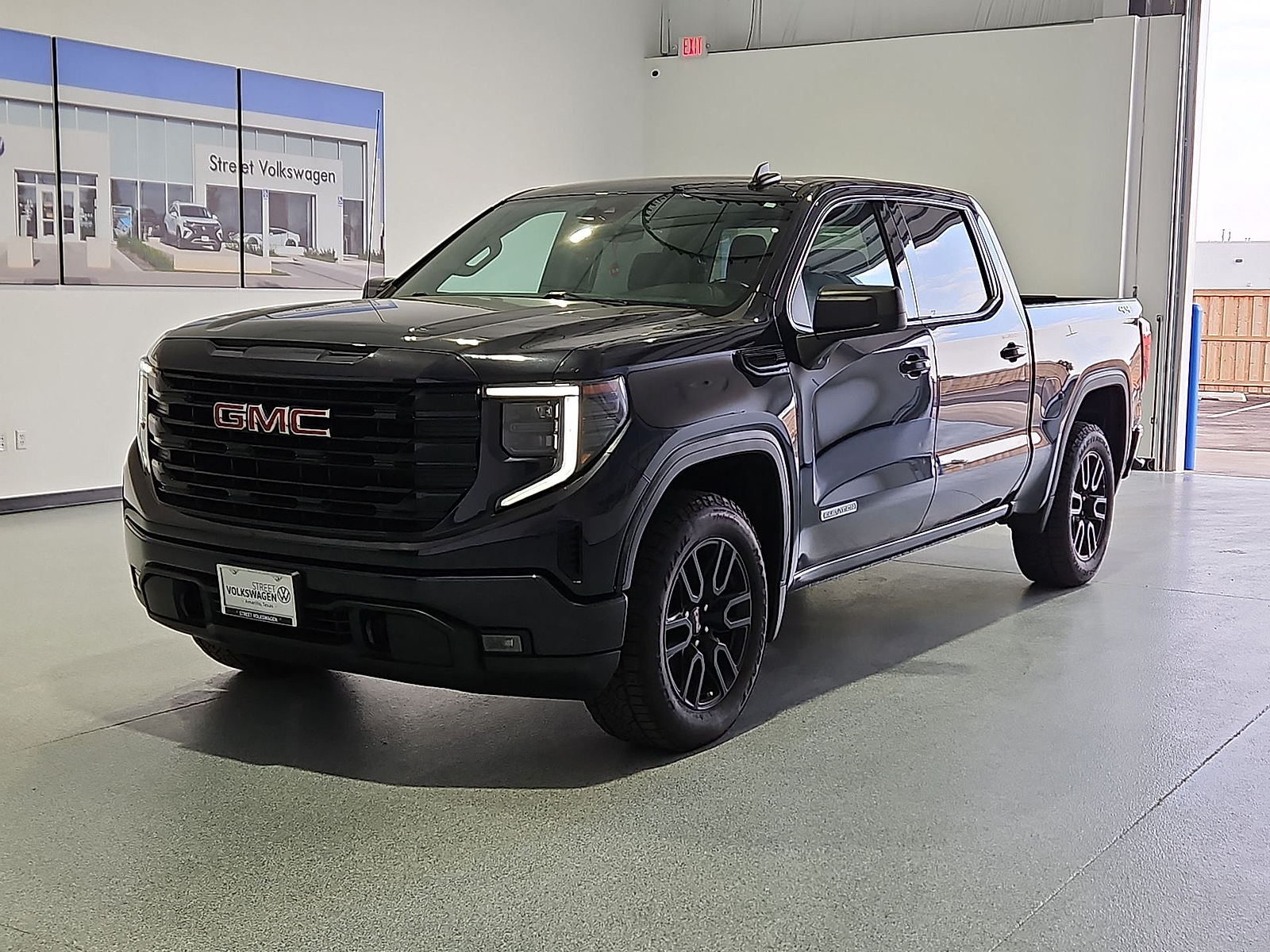 2022 GMC Sierra 1500 4WD Crew Cab Short Box Elevation Titanium at Street VW of Amarillo