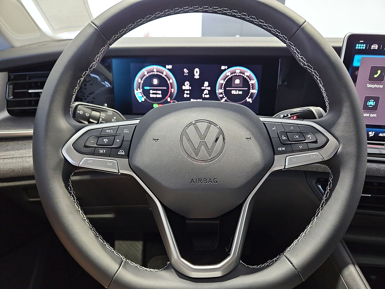 2026 Volkswagen Tiguan photo 21 of 22