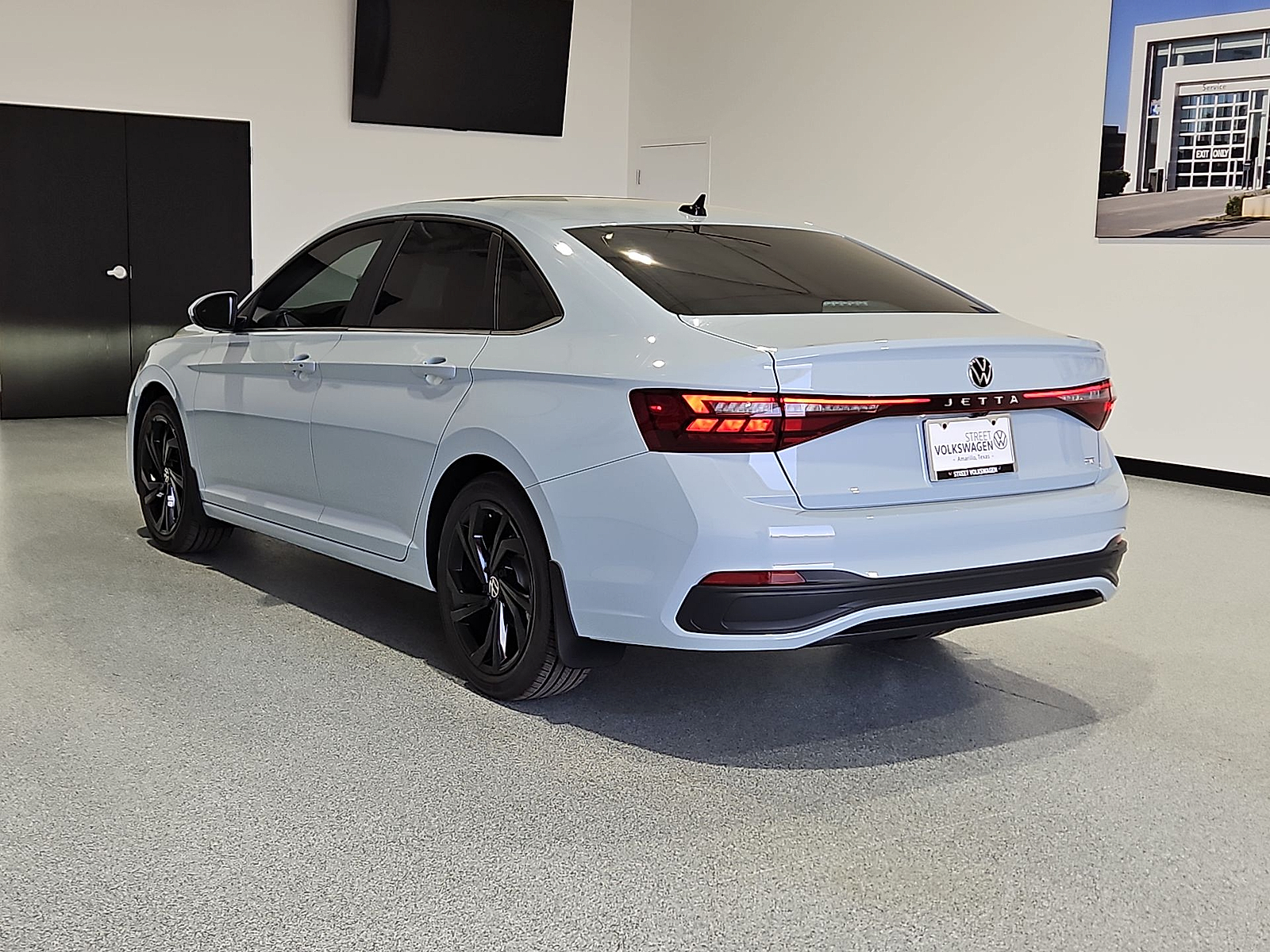 2027 Volkswagen Jetta photo 6 of 22