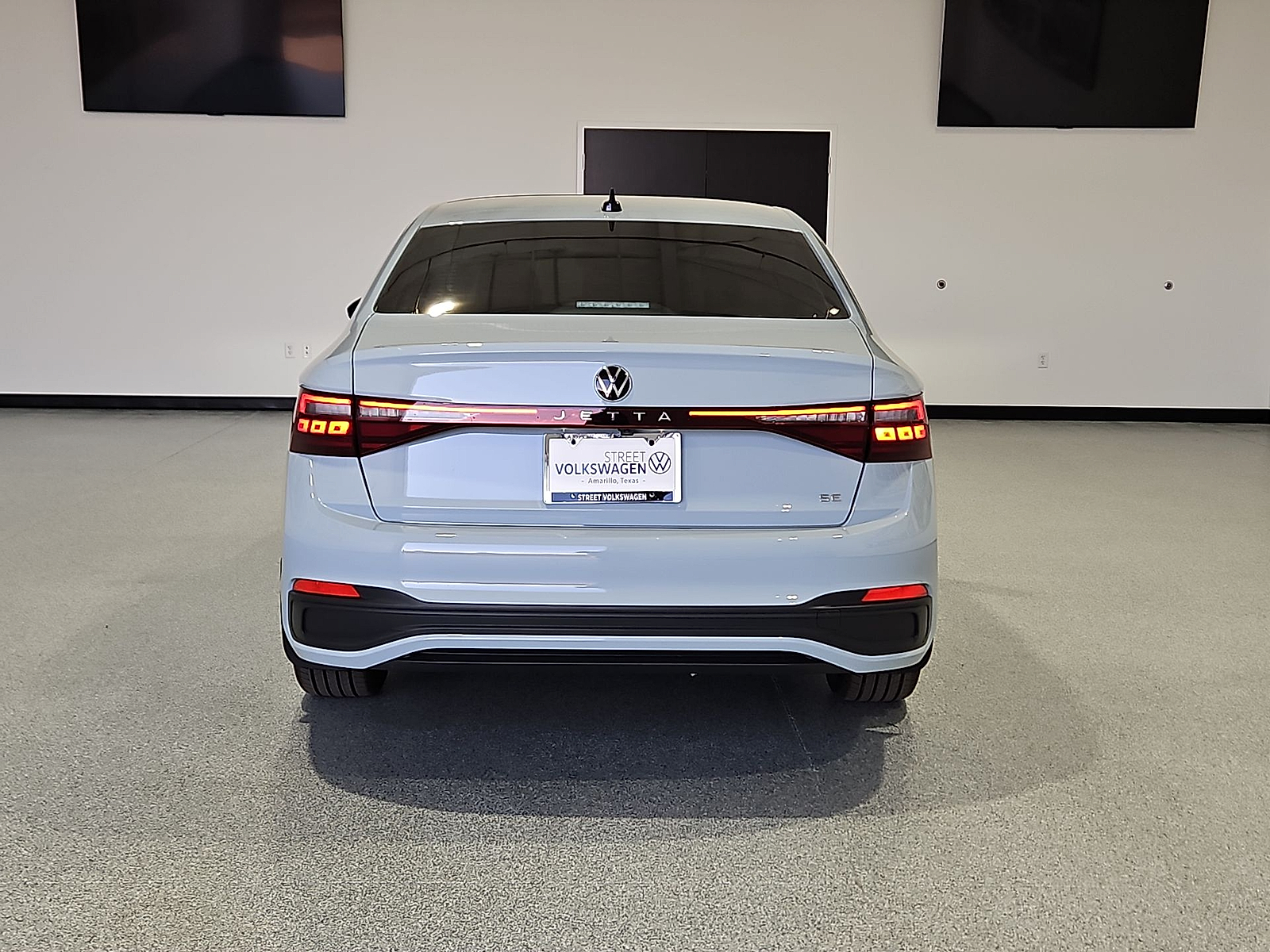 2027 Volkswagen Jetta photo 7 of 22