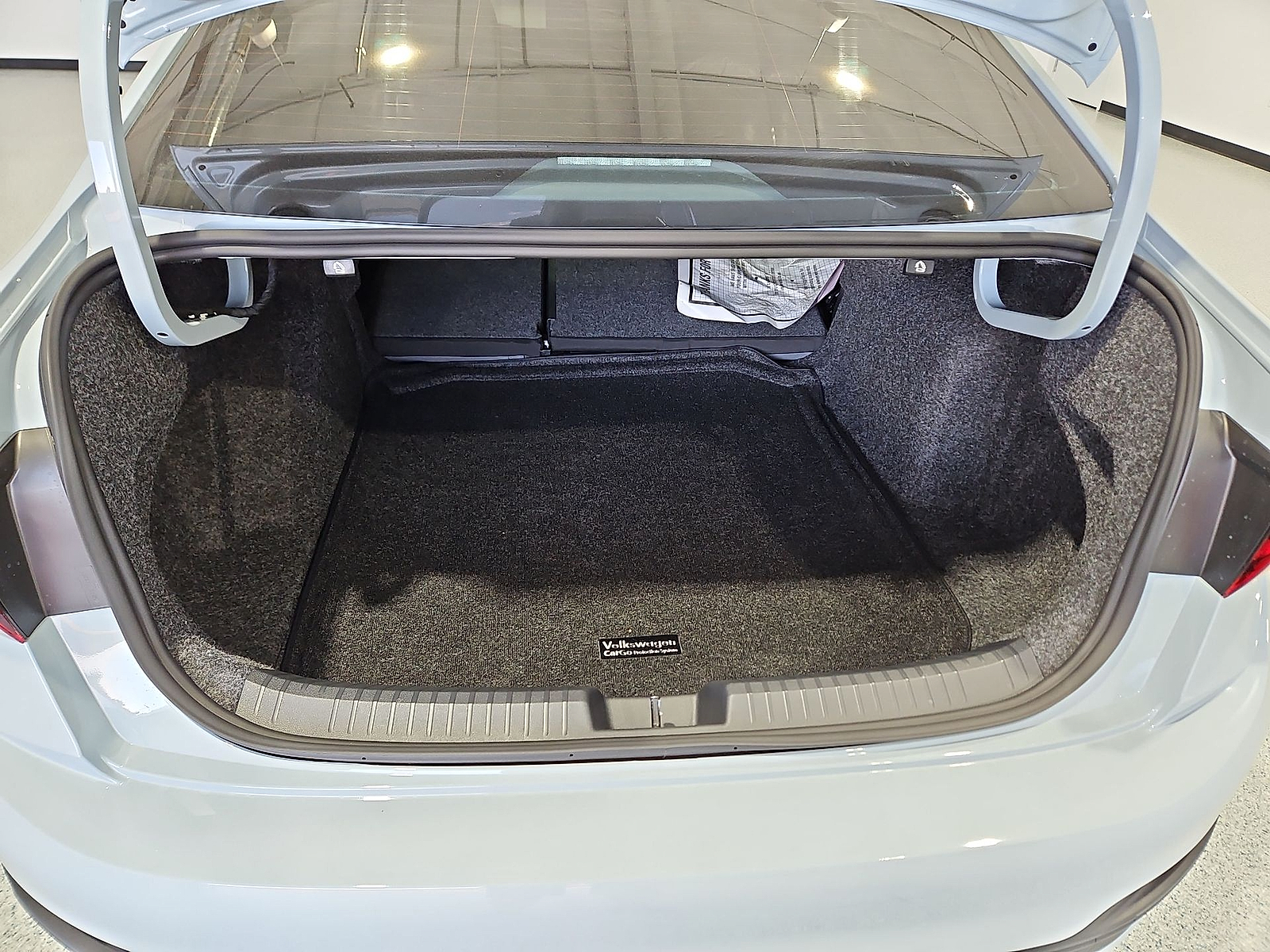 2027 Volkswagen Jetta photo 12 of 22