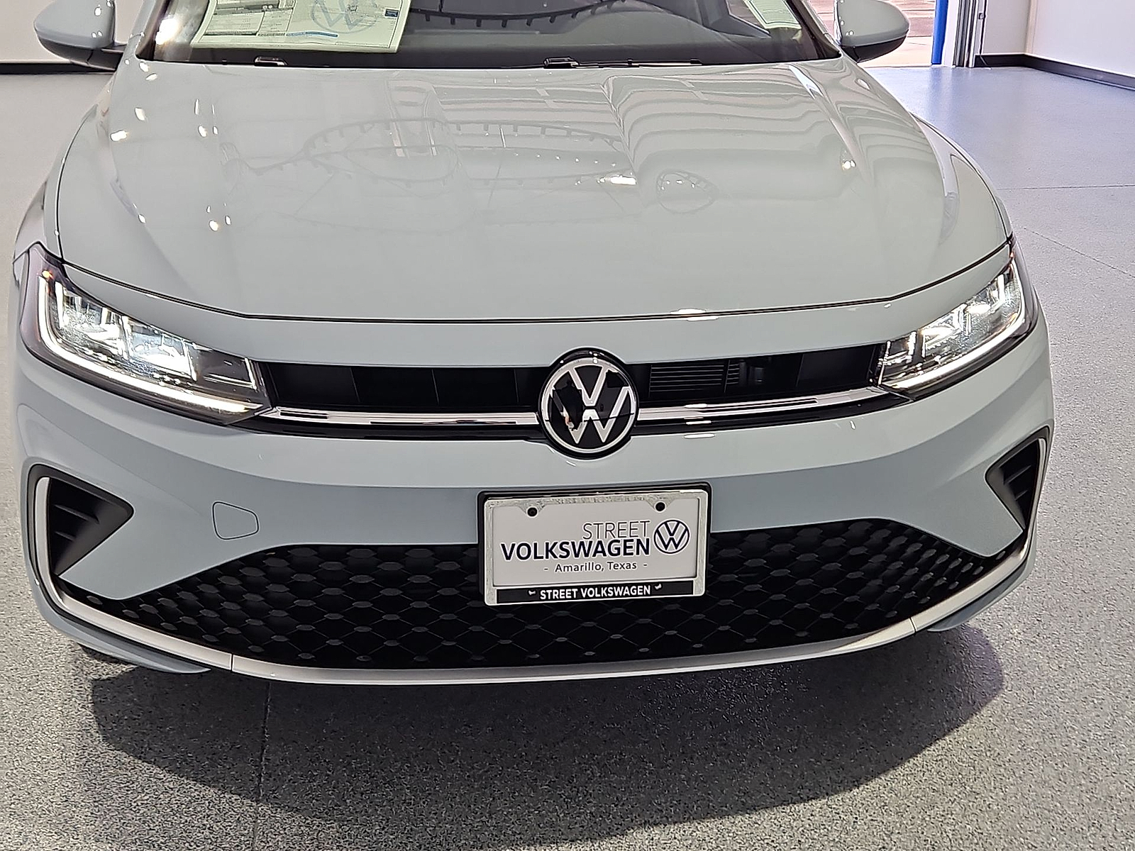 2027 Volkswagen Jetta photo 10 of 22